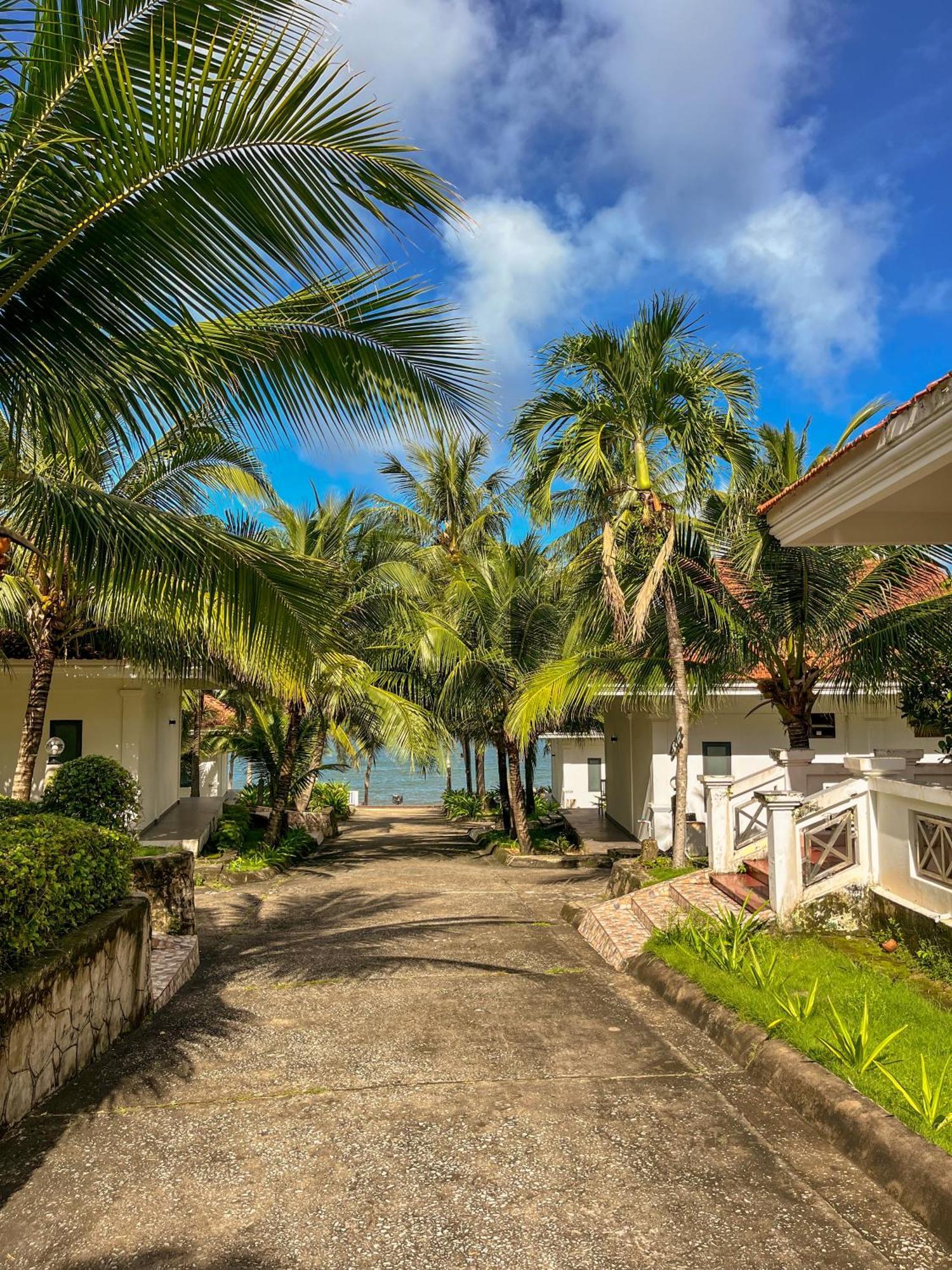 Hawaii Hotel