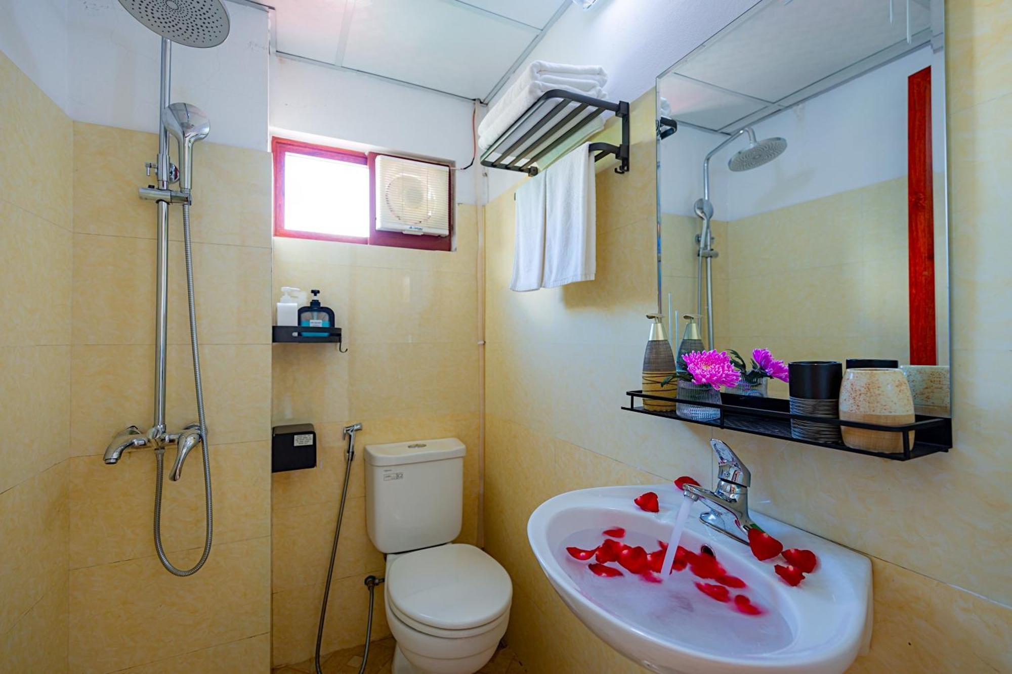 Hotel Moc Center *