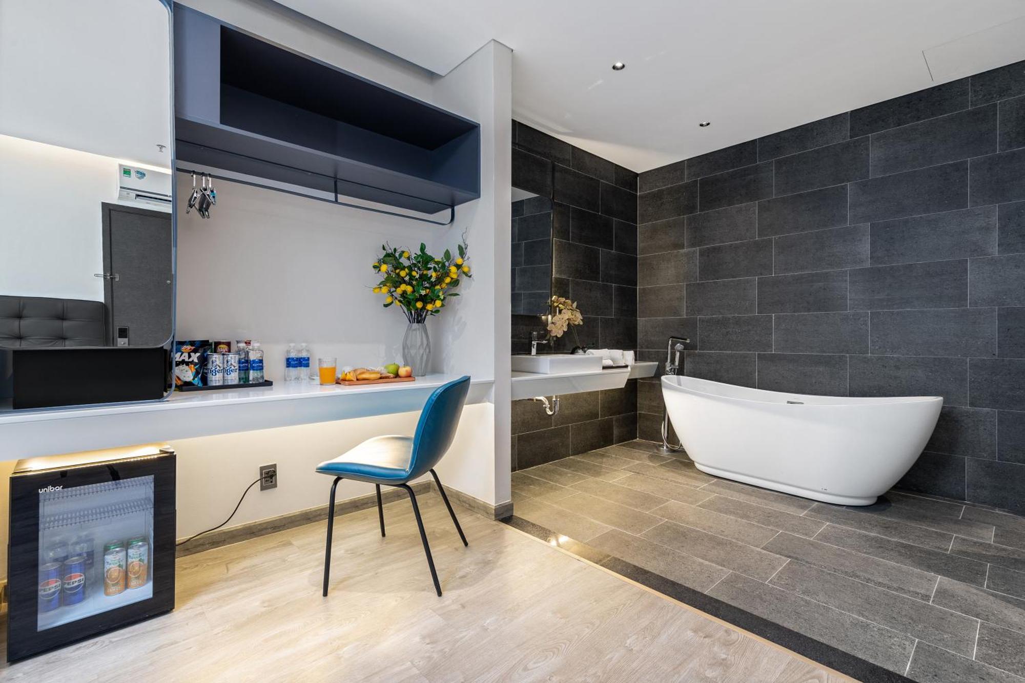 Jbay Beachfront Boutique Hotel