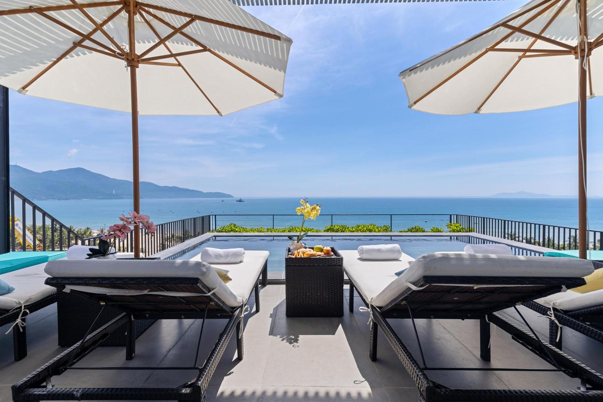 Jbay Beachfront Boutique