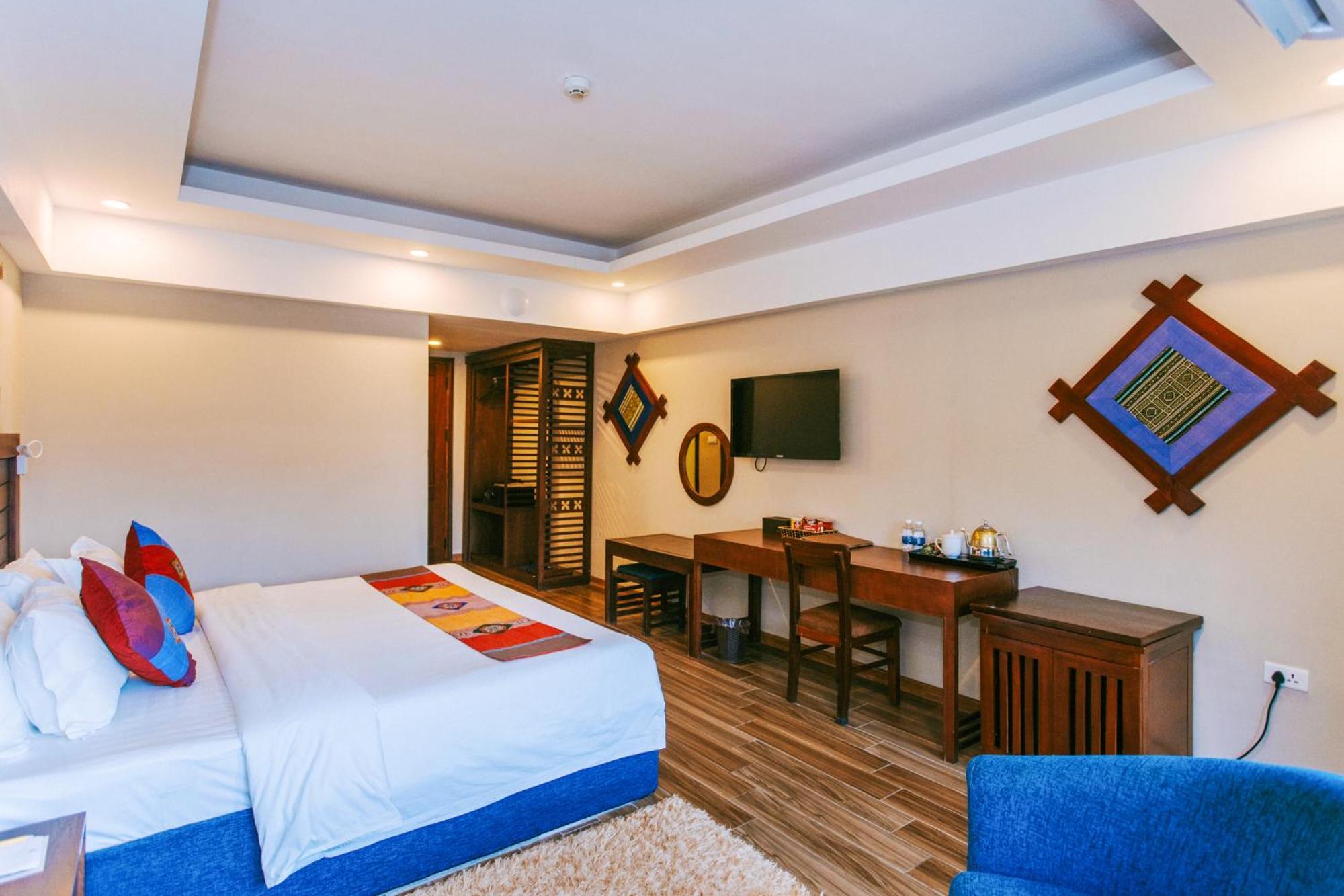 Charm Hotel