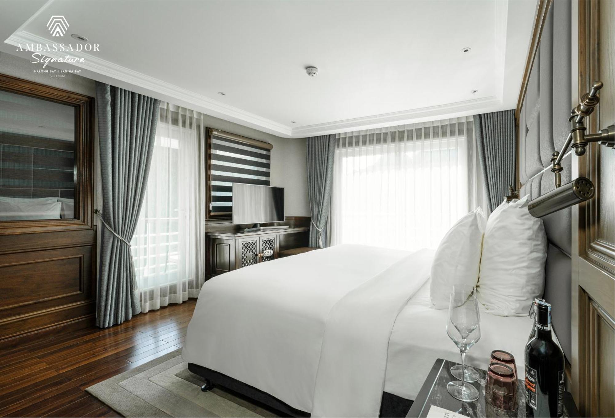 Ambassador Signature Cruise - Lan Ha Bay  5*
