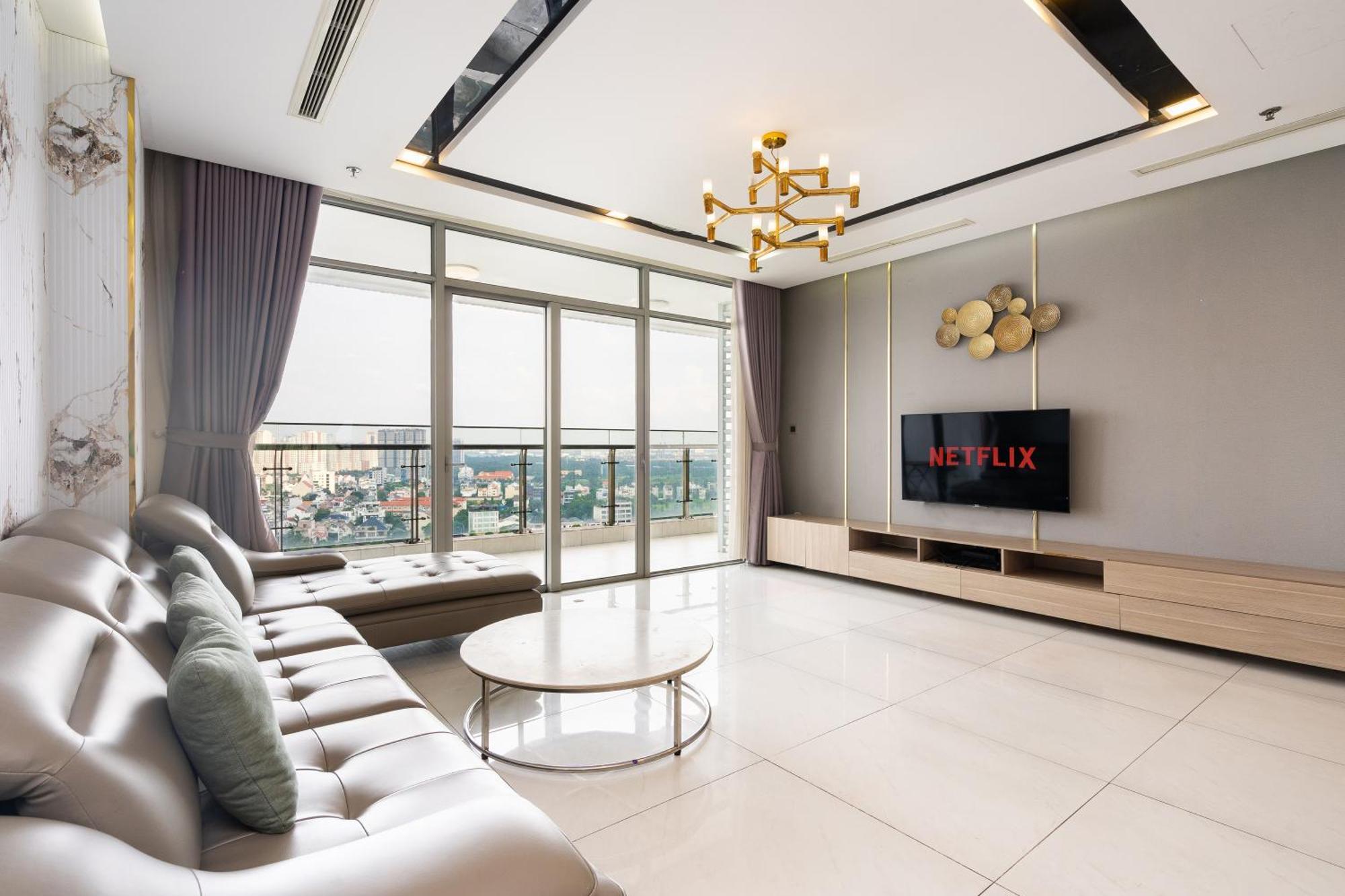 Vinhomes Luxury Art Condotel TP. Hồ Chí Minh
