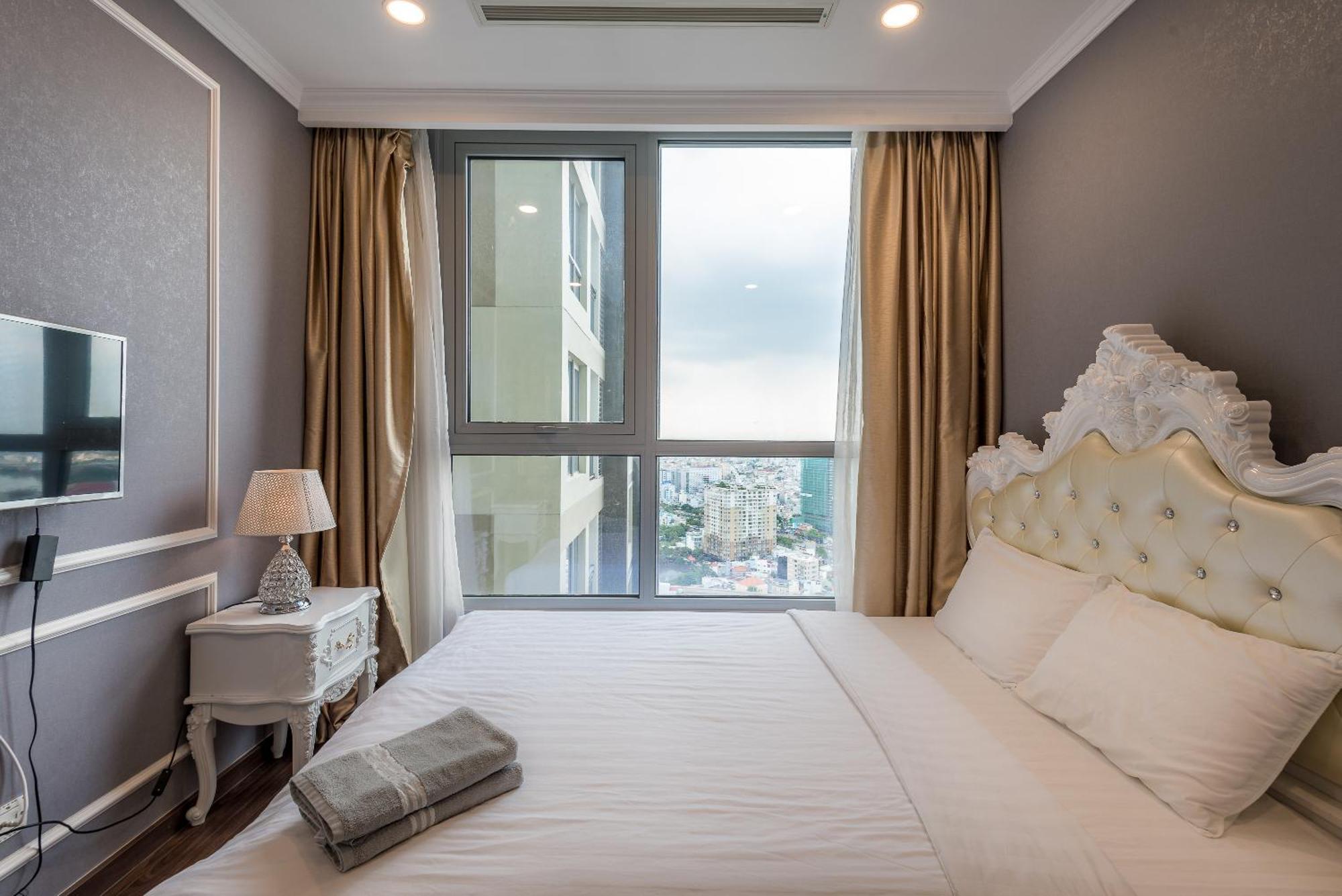 Vinhomes Luxury Art Condotel Căn hộ TP. Hồ Chí Minh