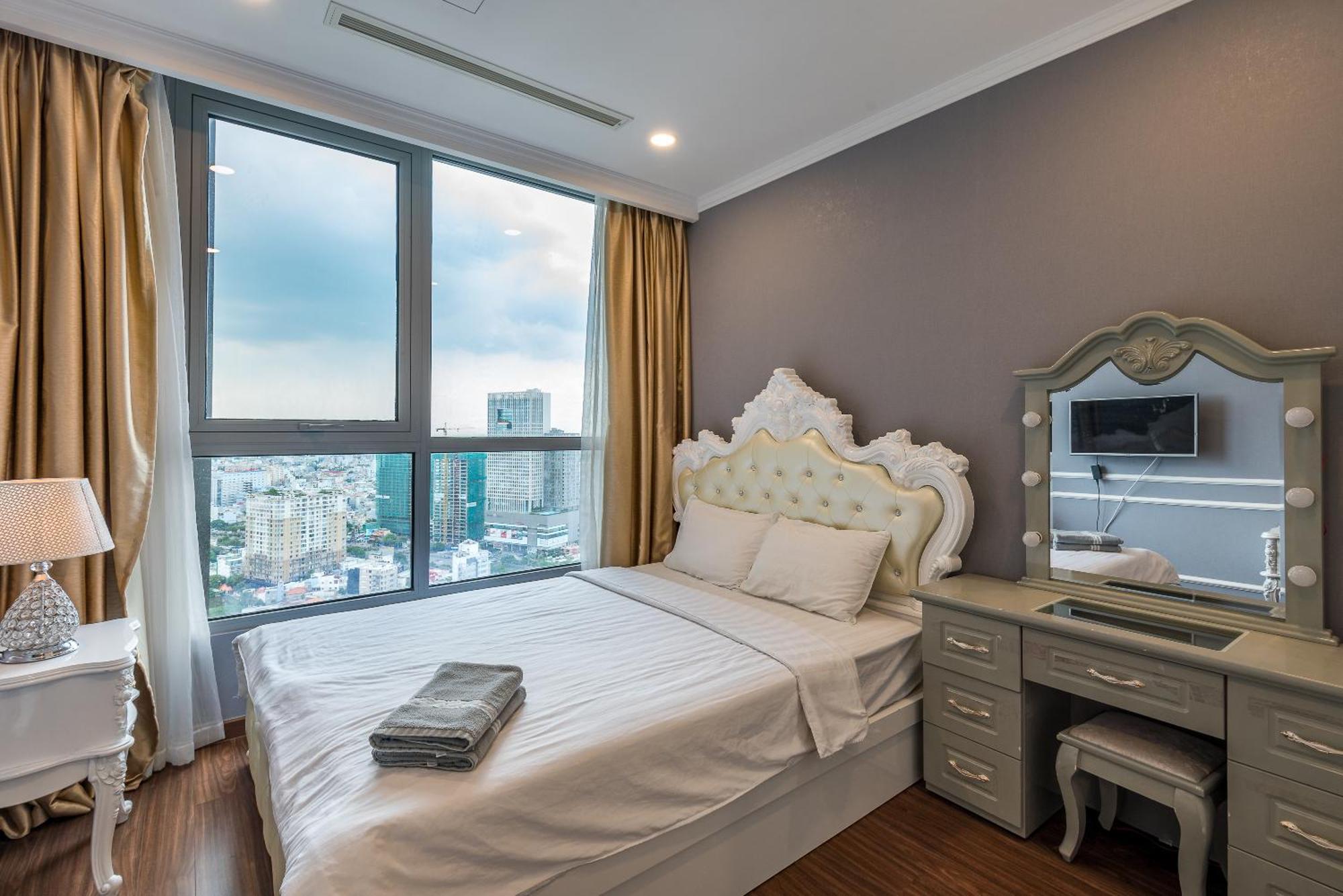 Vinhomes Luxury Art Condotel TP. Hồ Chí Minh