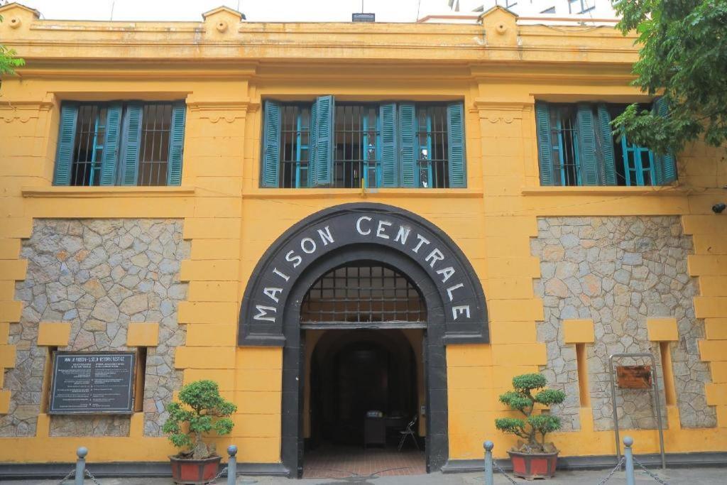 Khách sạn Cosiana Hà Nội 3*