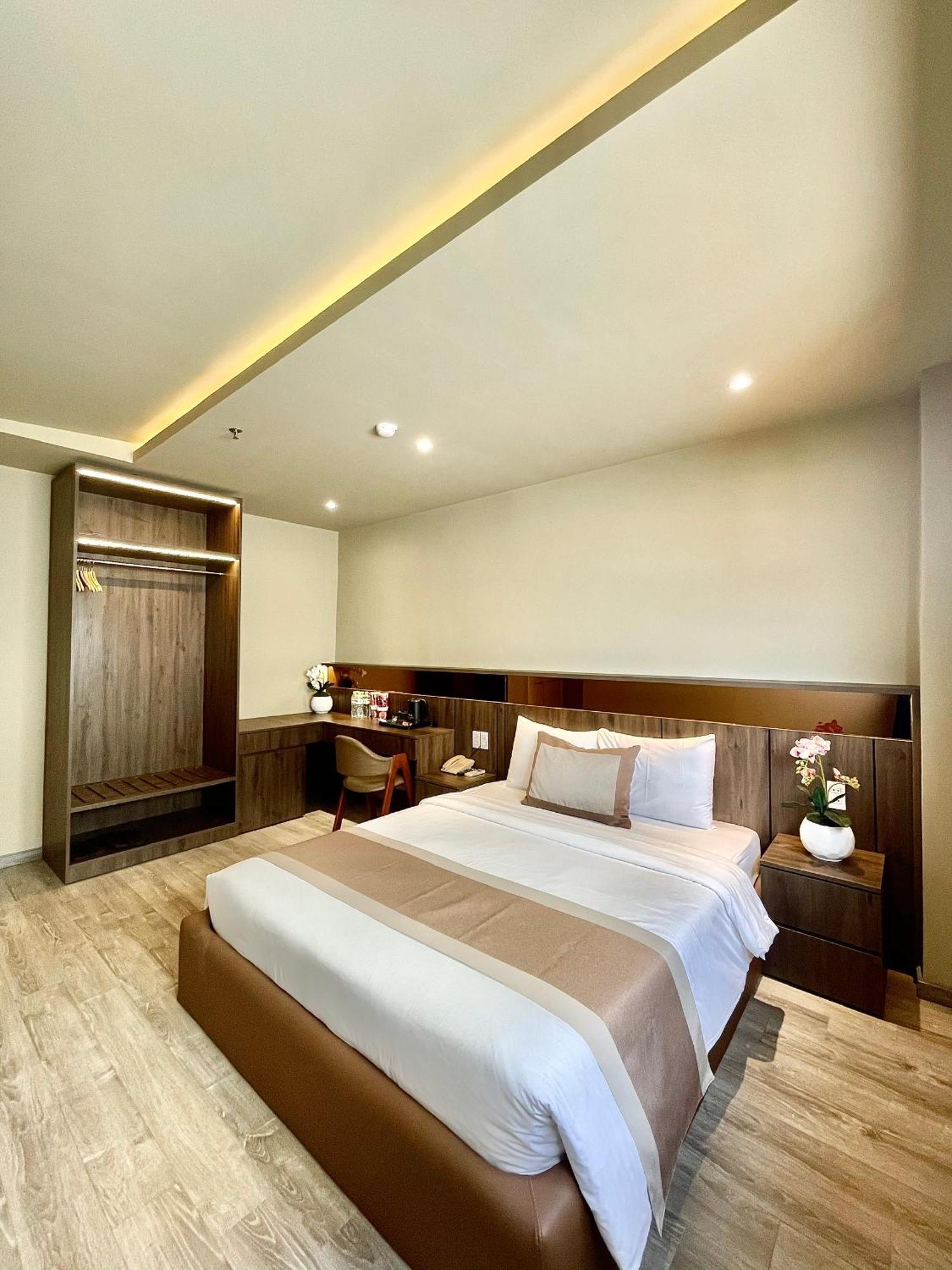 Long Khách sạn Vũng Tàu