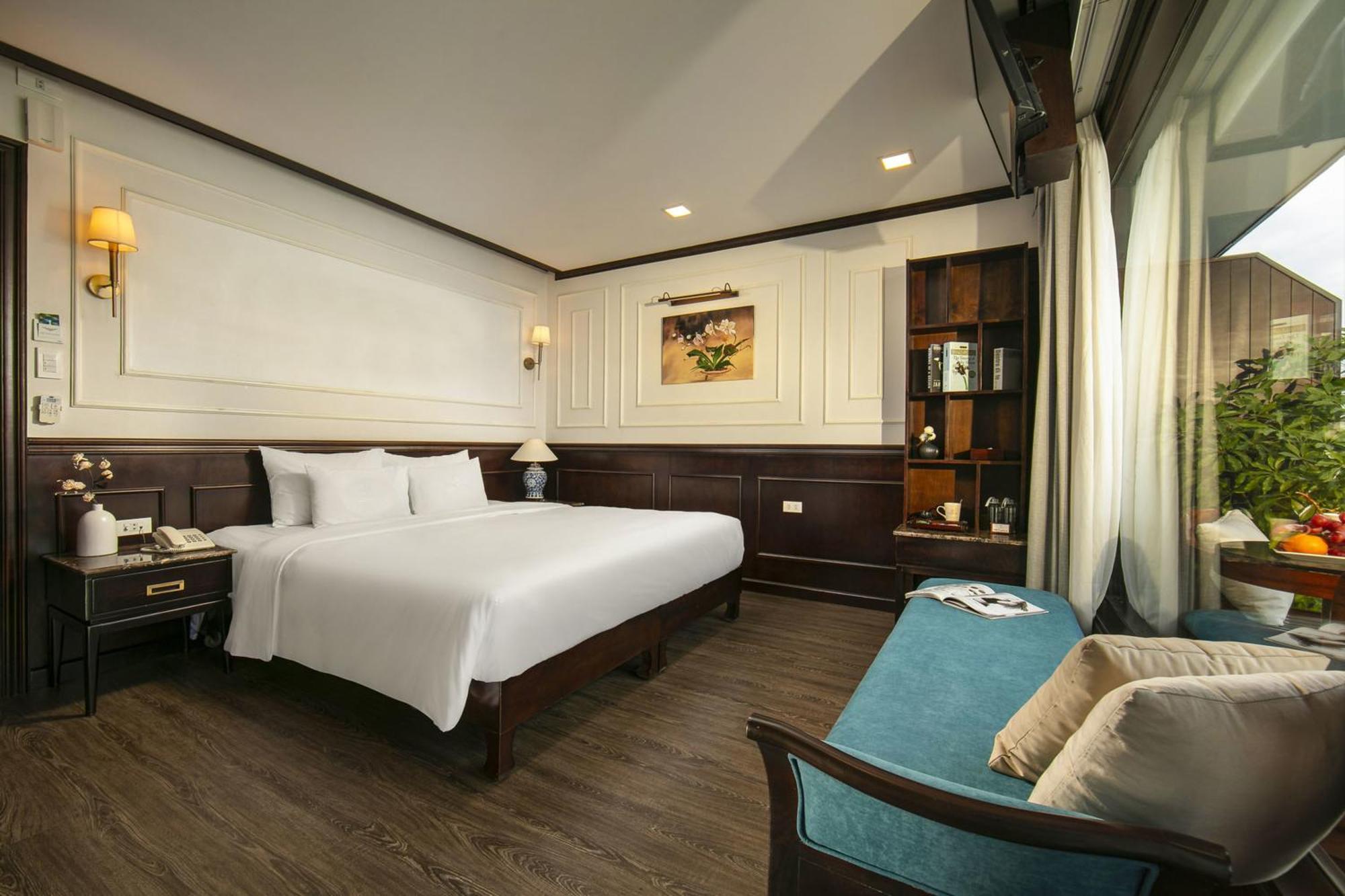 Amanda Luxury Cruise Lan Ha Bay Ha Long