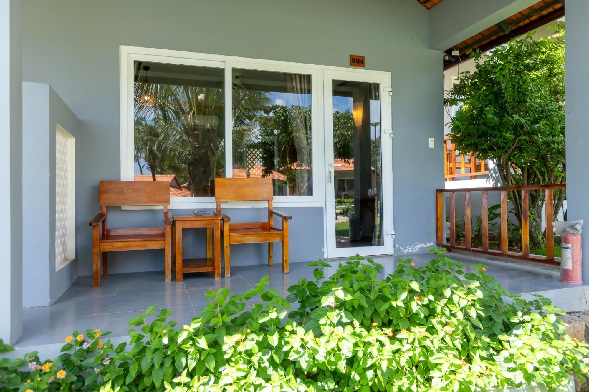 Cosian Bay Resort 4*