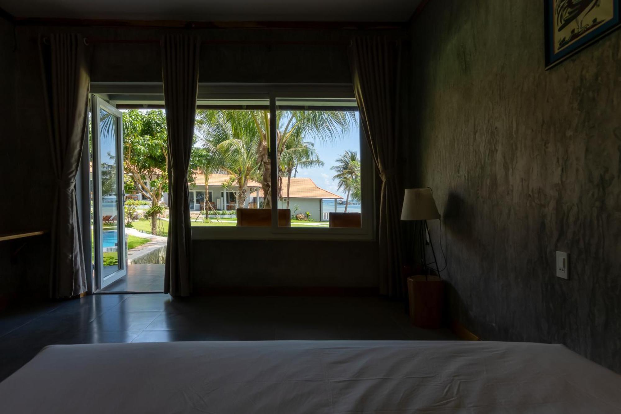 Cosian Bay Resort 4*
