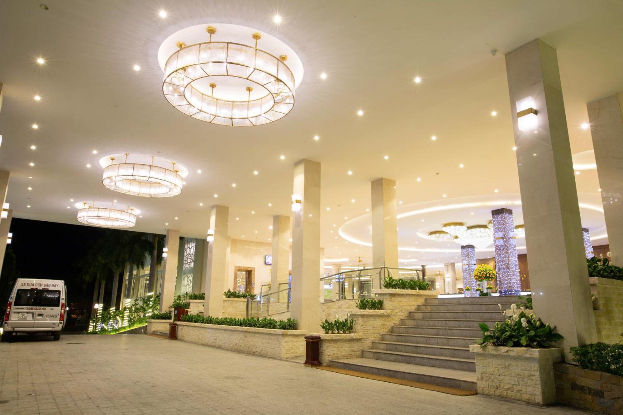 Diamond Bay Condotel Nha Trang