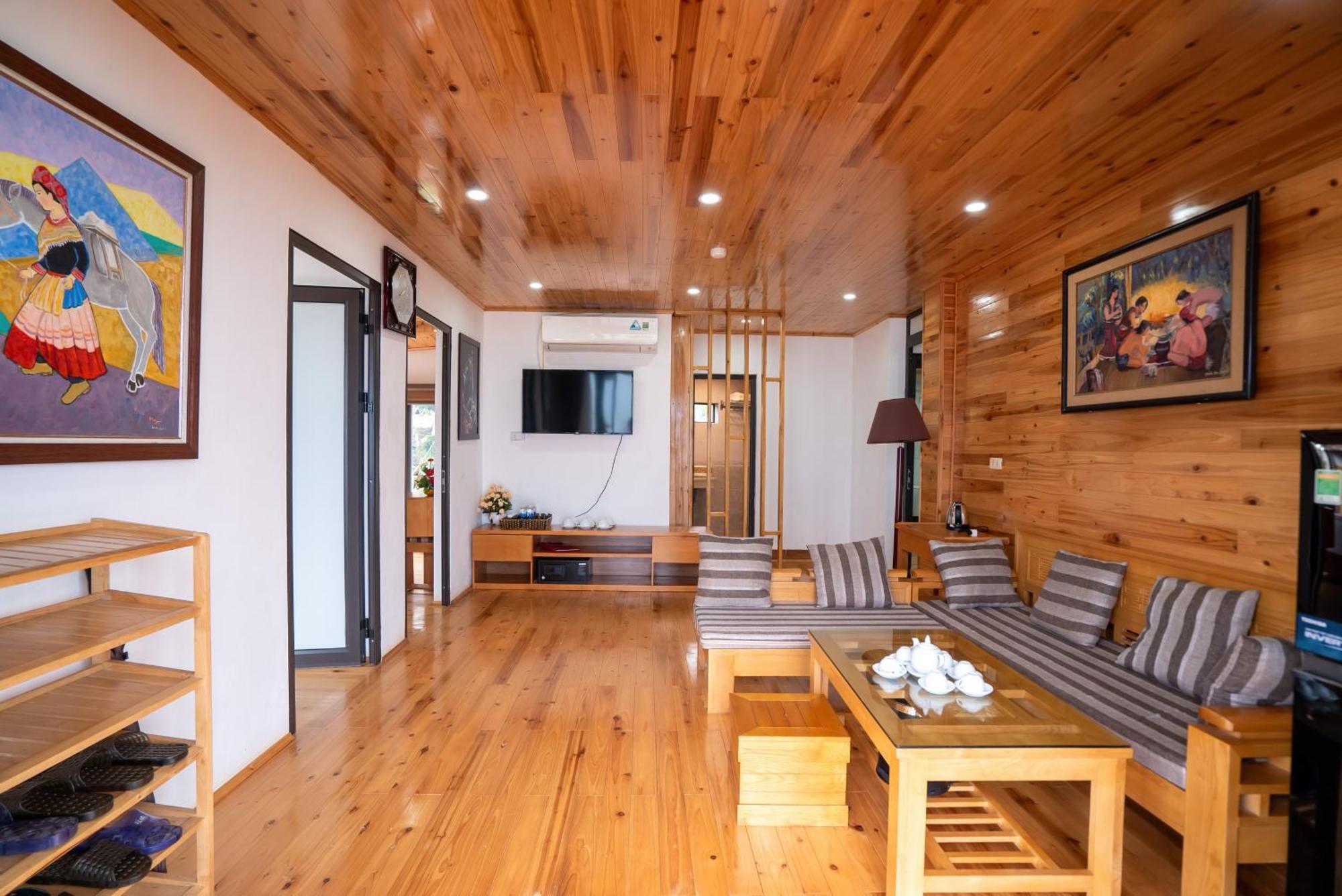 Khách sạn hẻo lánh Retreat Condotel