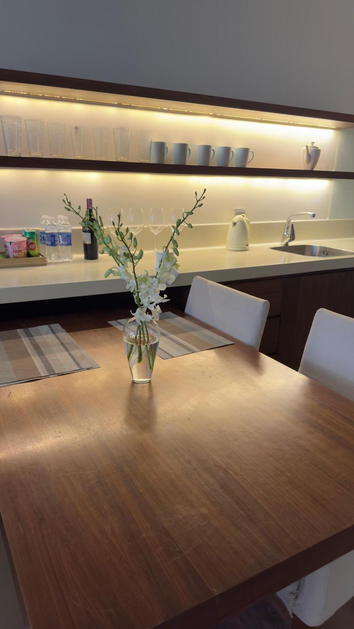 2 Bed By Ala Carte Da Nang-my Khe Beach,balcony Sea View,rooftop Pool, Pickup Airport * Da Nang