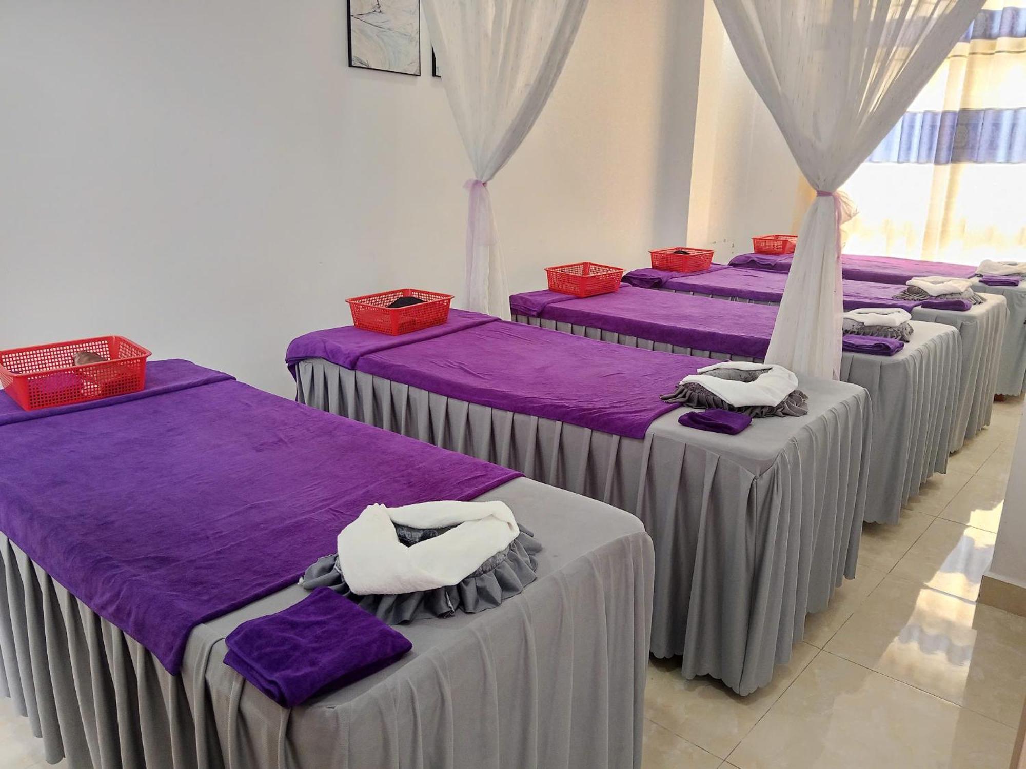 Thien Y & Bed & Breakfast