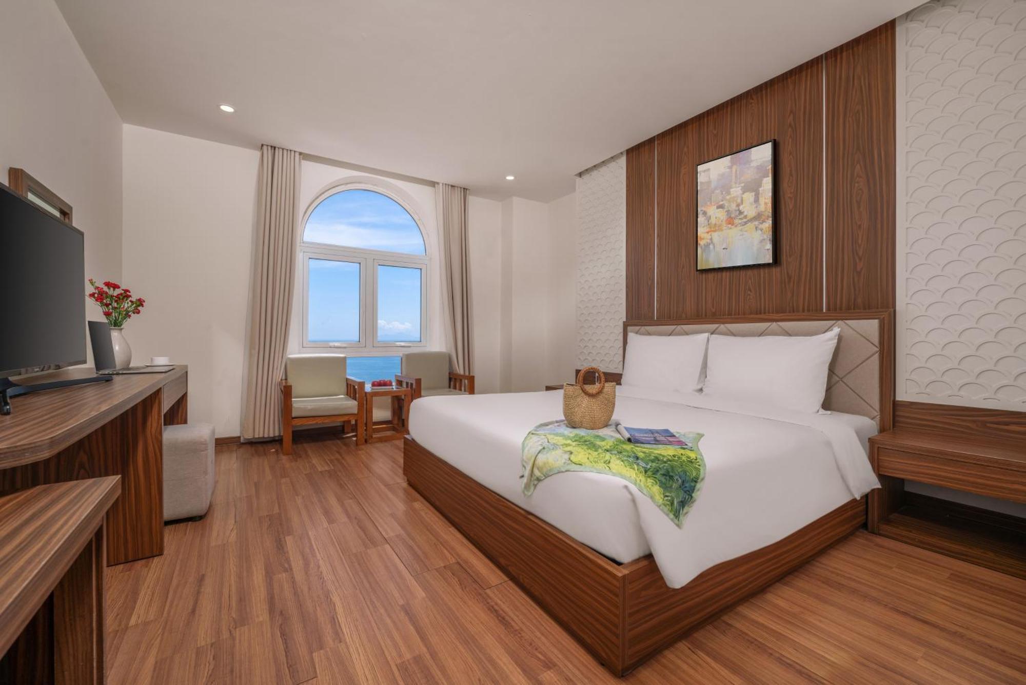 De Lamour Hotel 4*