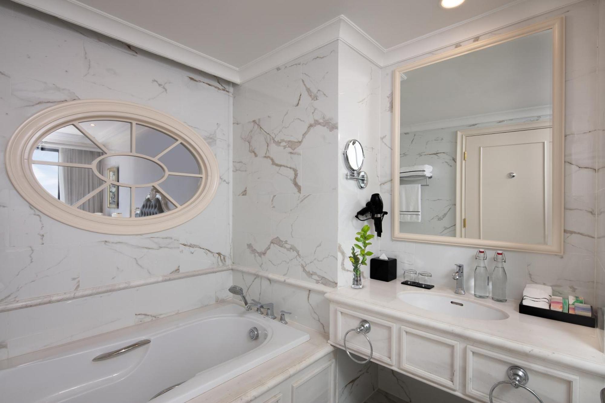Melia Vinpearl Quang Binh Hotel 5*
