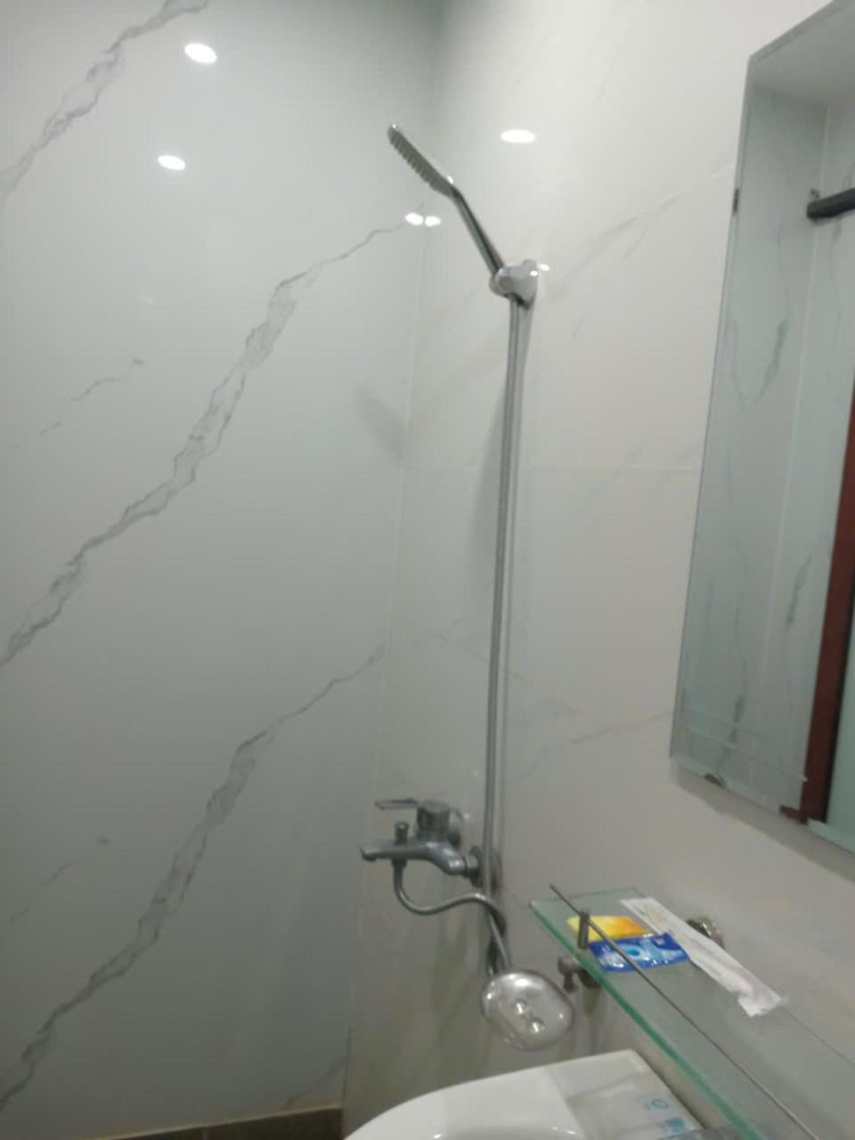 Laura House Khách sạn