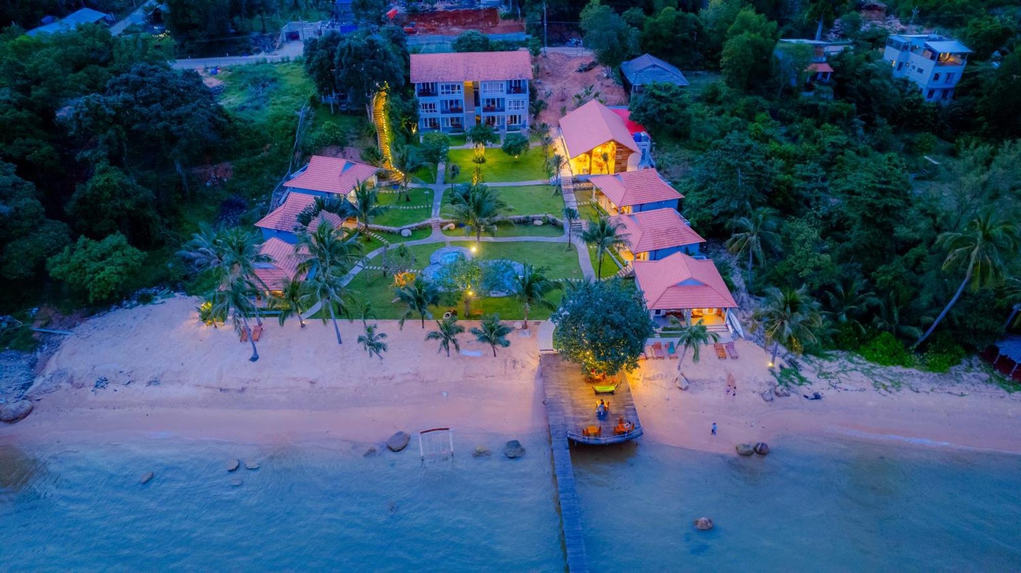 Resort Cosian Bay 4*