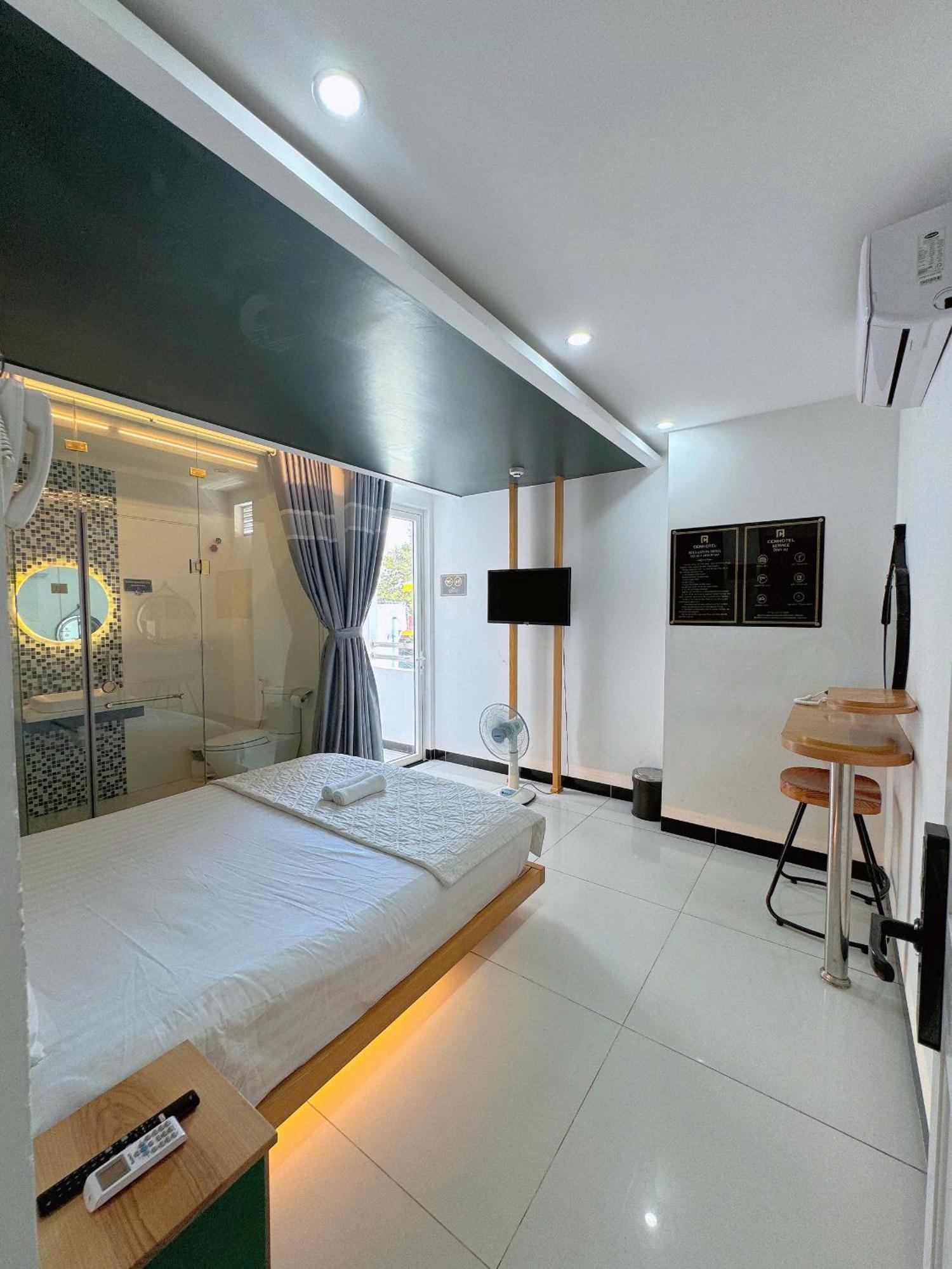 Cen Hotel 2*