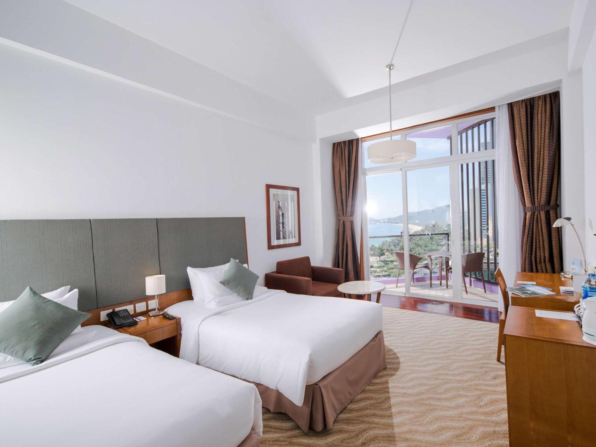 Novotel 4*