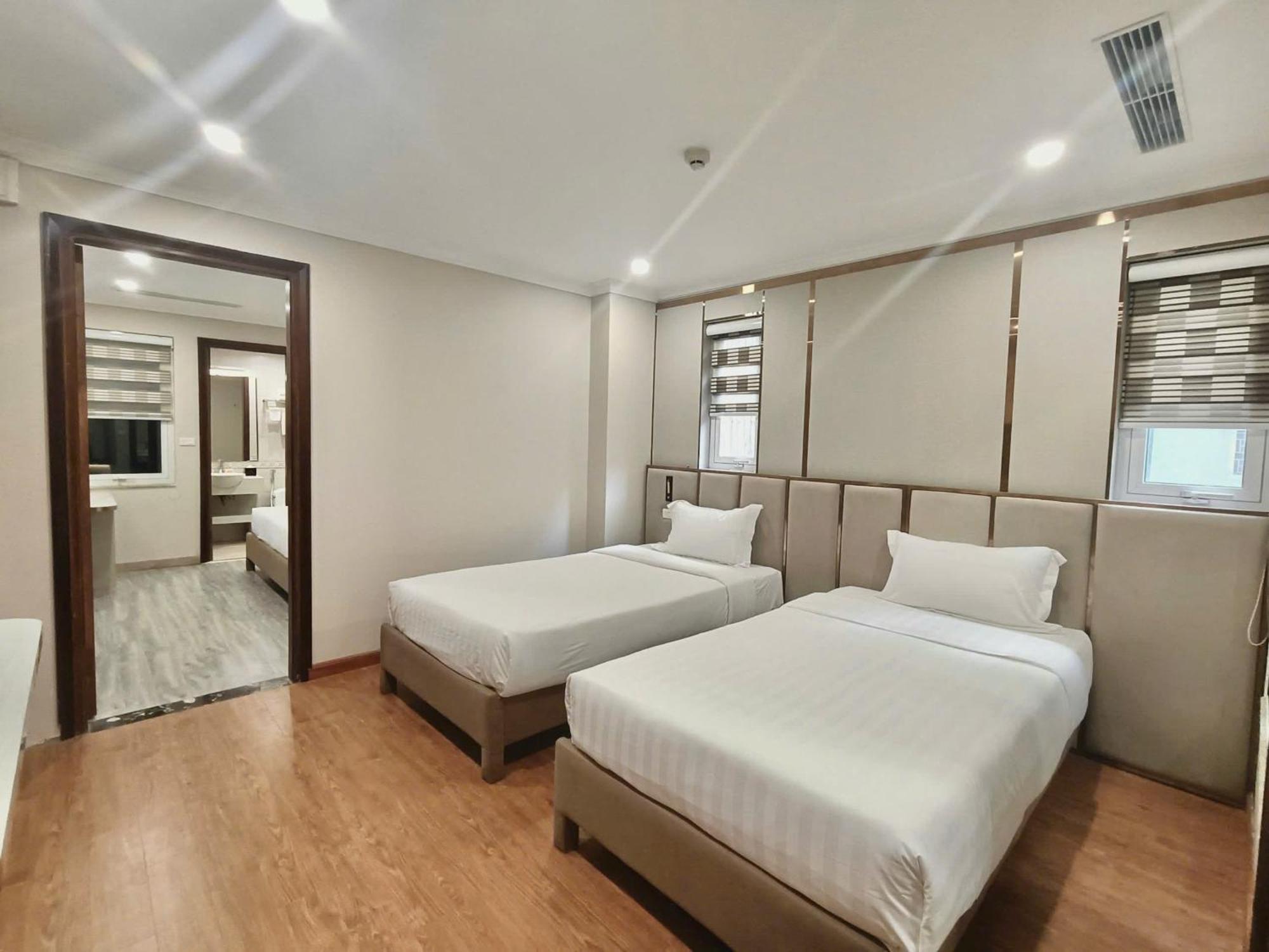 Khách sạn Silk Queen Grand 5*
