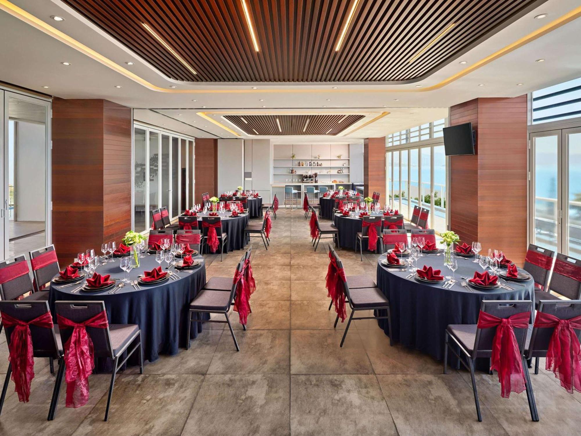Novotel 4*