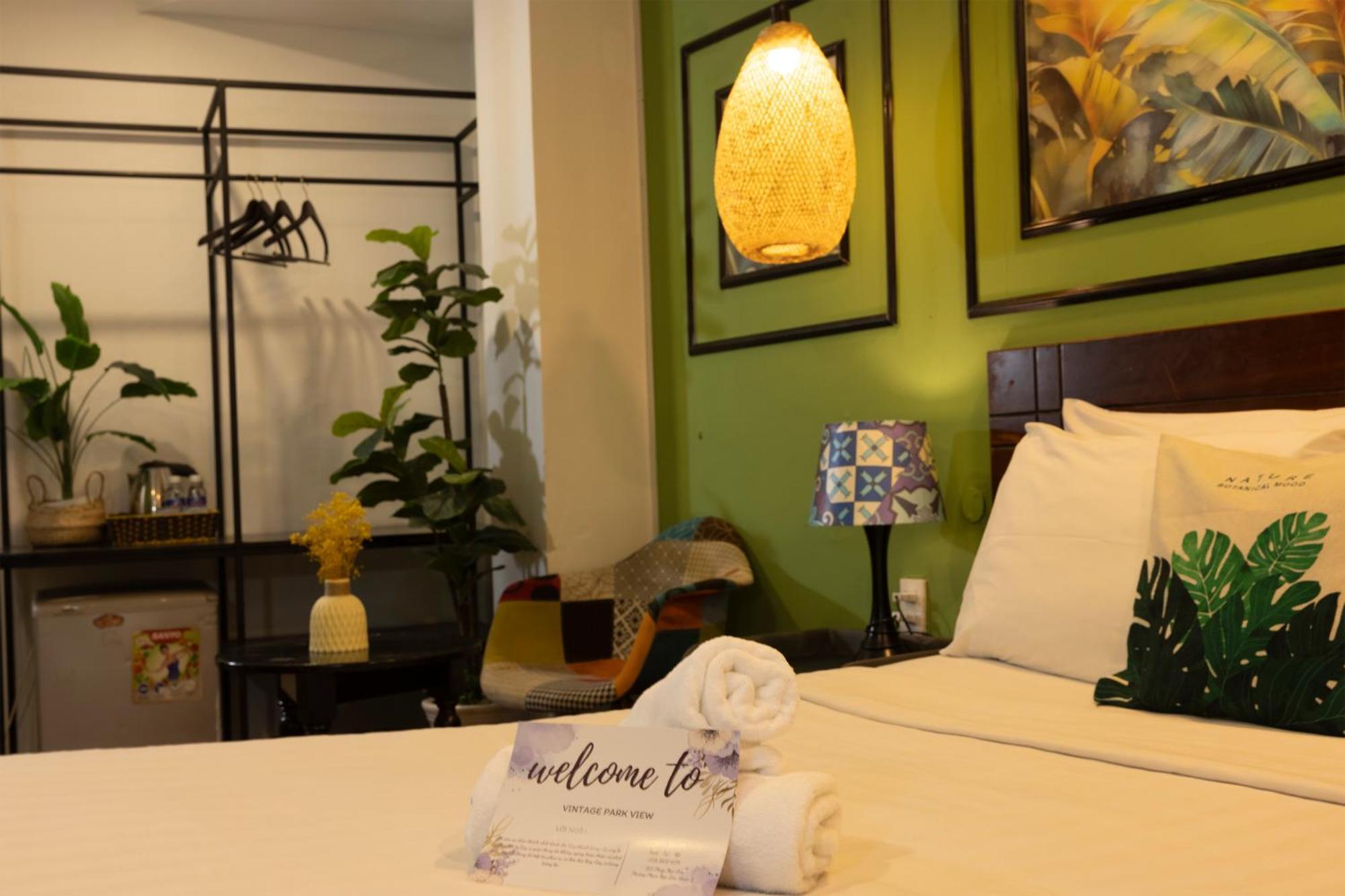 Vintage Park View & - Hoang Phi 3*