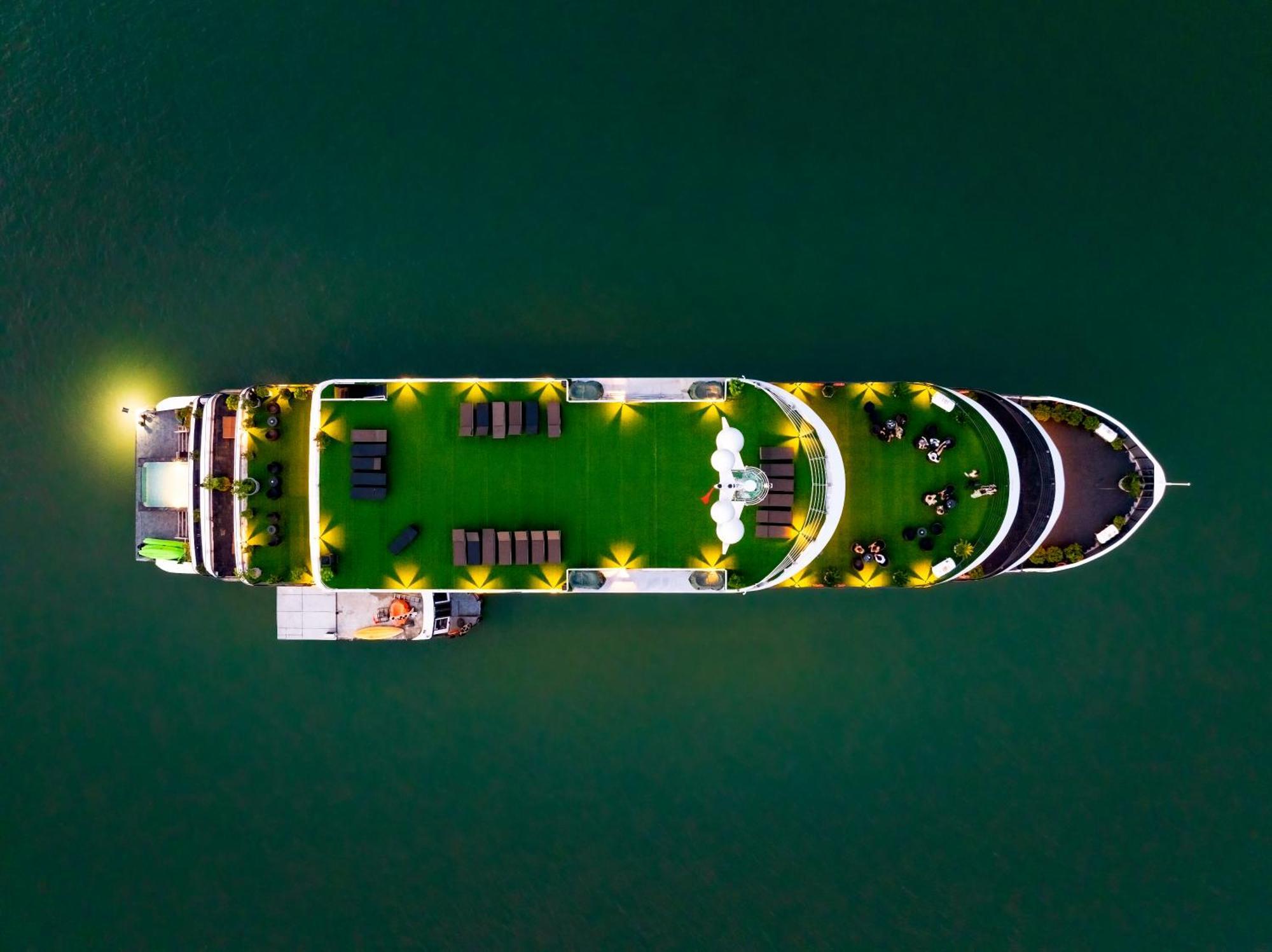  Venus Halong Cruises Ha Long