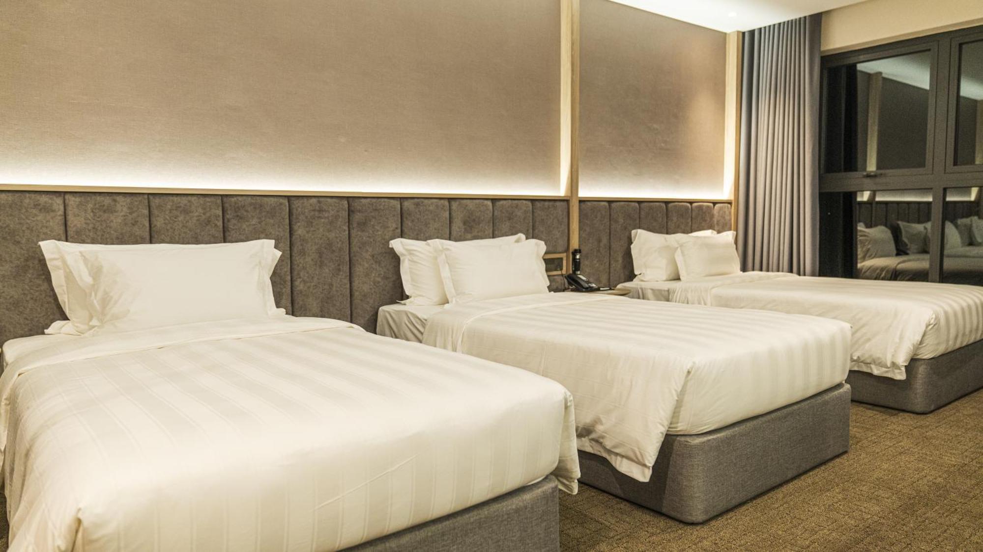 Hotel Wyndham Garden Legend Halong 5*