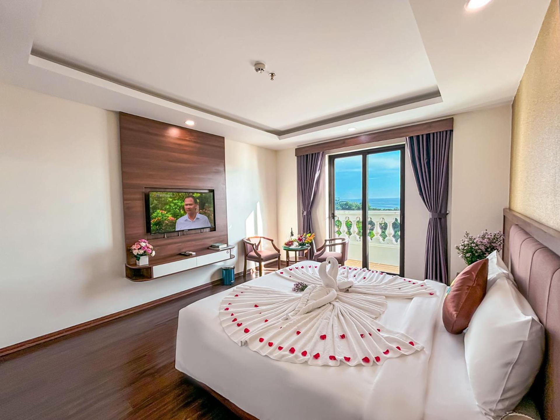 Night Sea Hotel 4*
