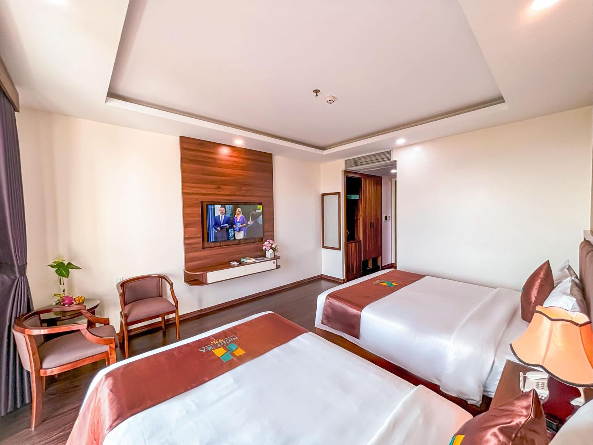Night Sea Hotel