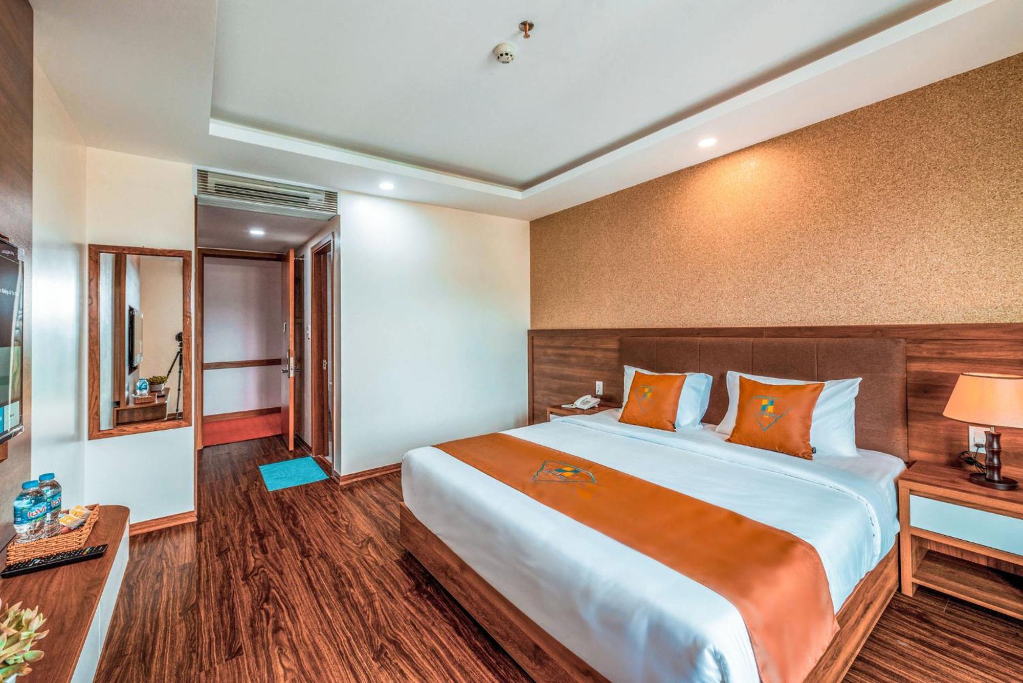 Night Sea Hotel 4*