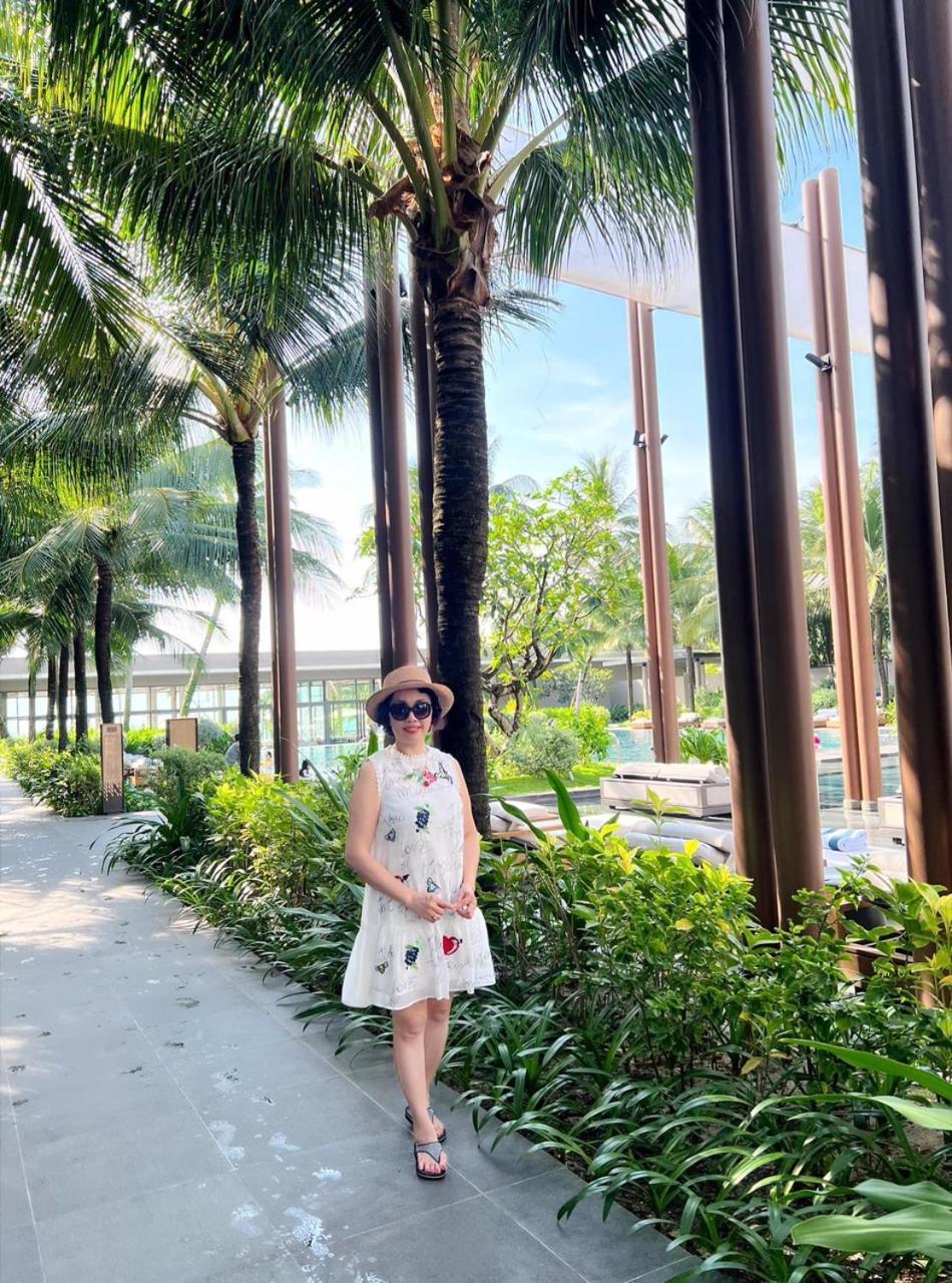 Marina Waterfront Minh Swimming Pool