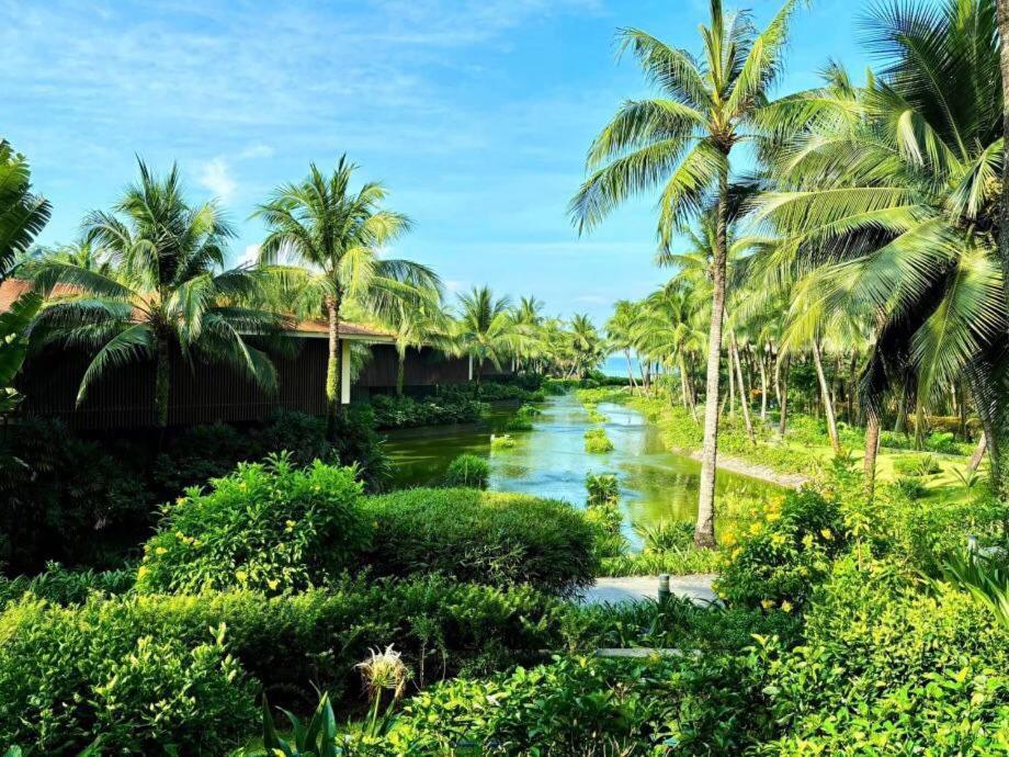 Hotel Marina Waterfront Minh Swimming Pool Phu Quoc