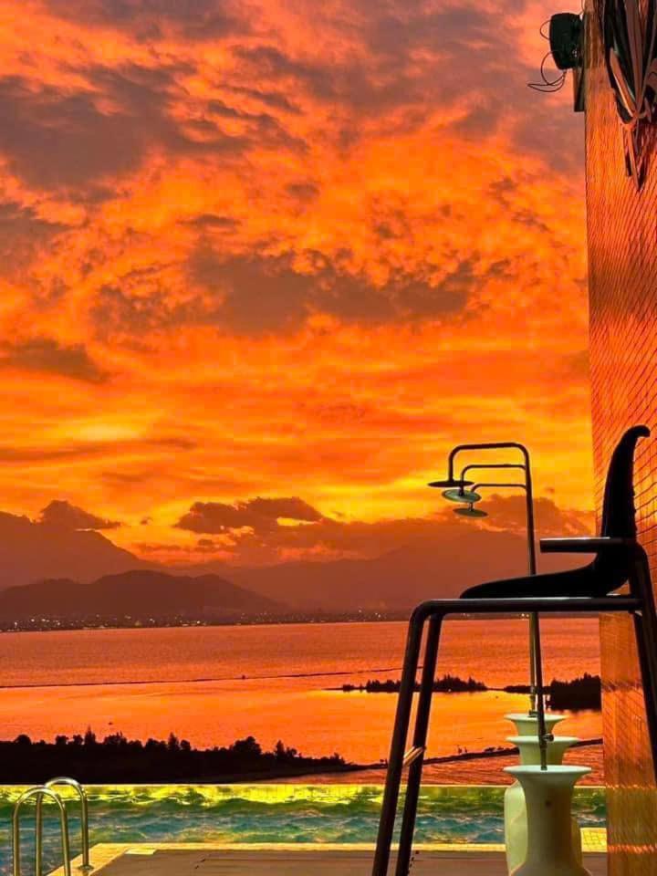With Sea View - Balcony Hotel *