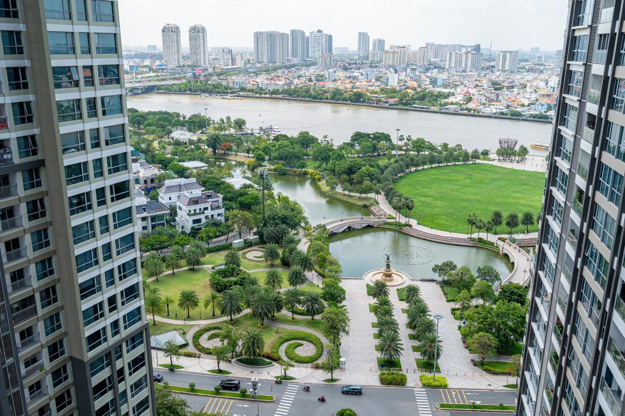 Luxury At Vinhomes Park * Ho-Chi-Minh-Stadt