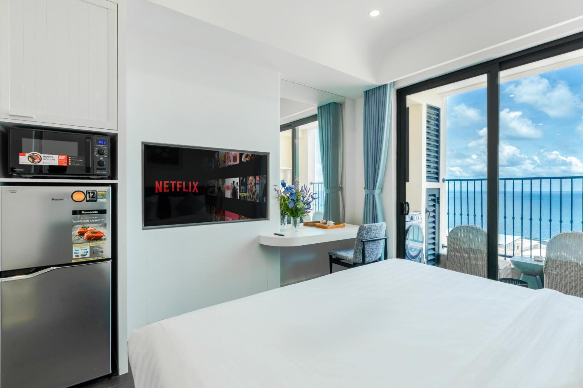 Apartment Seaside Fireworks Free Gym & Pool