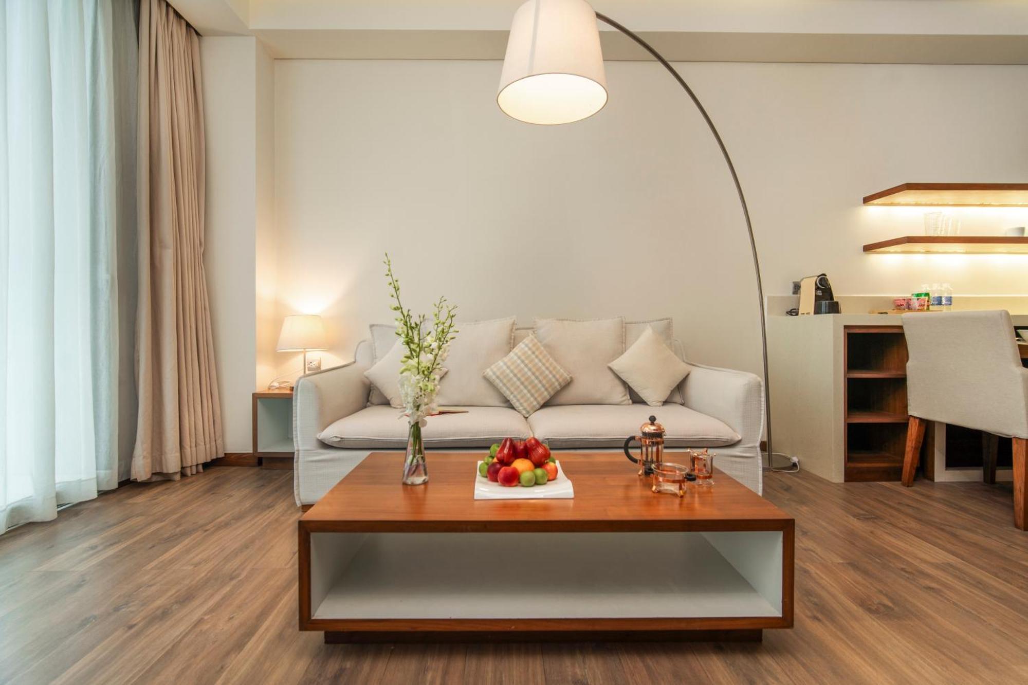 2 Bed By Ala Carte Da Nang-my Khe Beach,balcony Sea View,rooftop Pool, Pickup Airport *