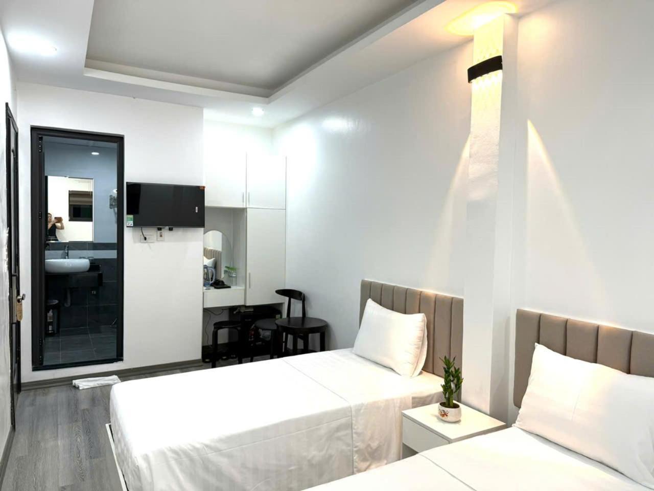 Khách Sạn&spa The Queen 2 2* Hà Nội