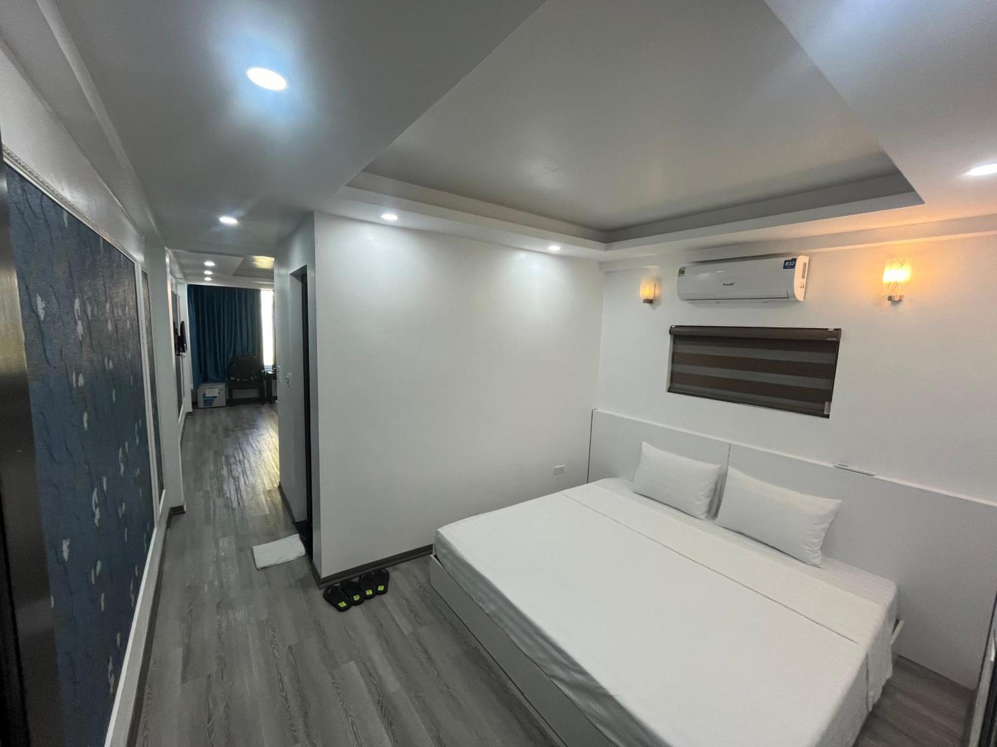 Khách sạn Khách Sạn&spa The Queen 2