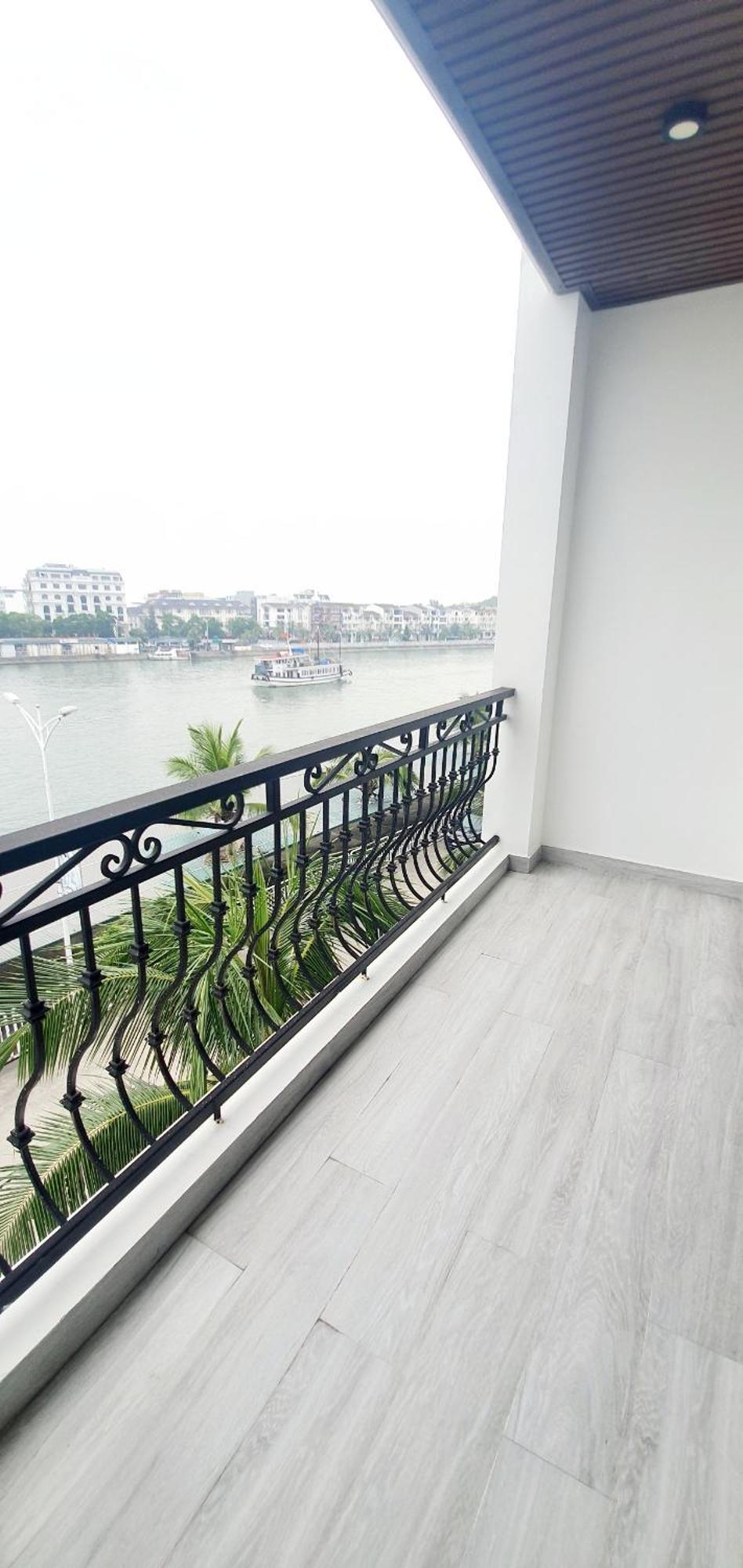 Bay Tuan Chau Khách sạn Hạ Long