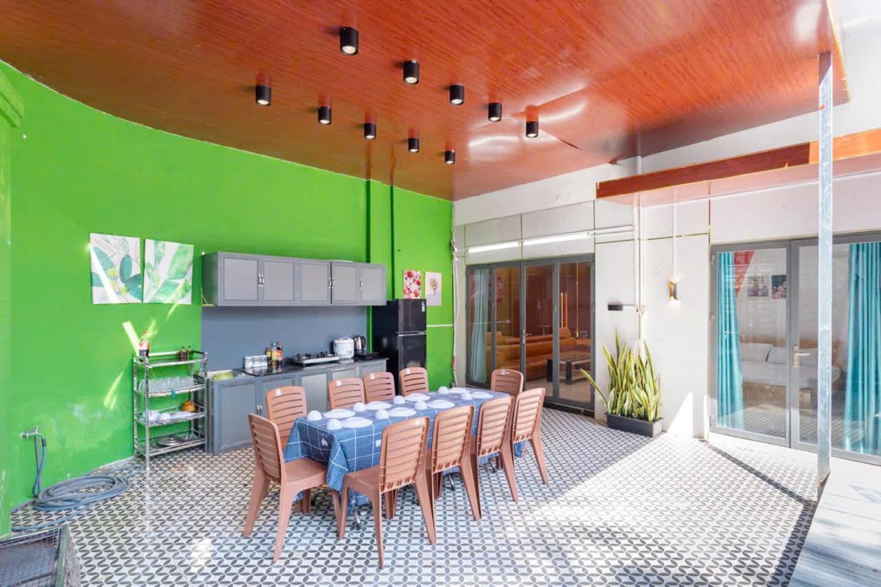 Biet Thu Duc Hoang Ho Boi Bai Sau Vtu Villa *
