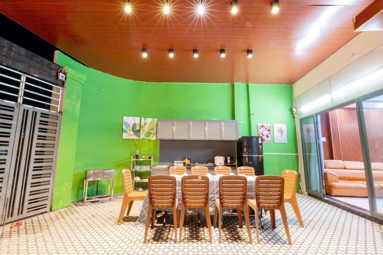 Biet Thu Duc Hoang Ho Boi Bai Sau Vtu Villa *