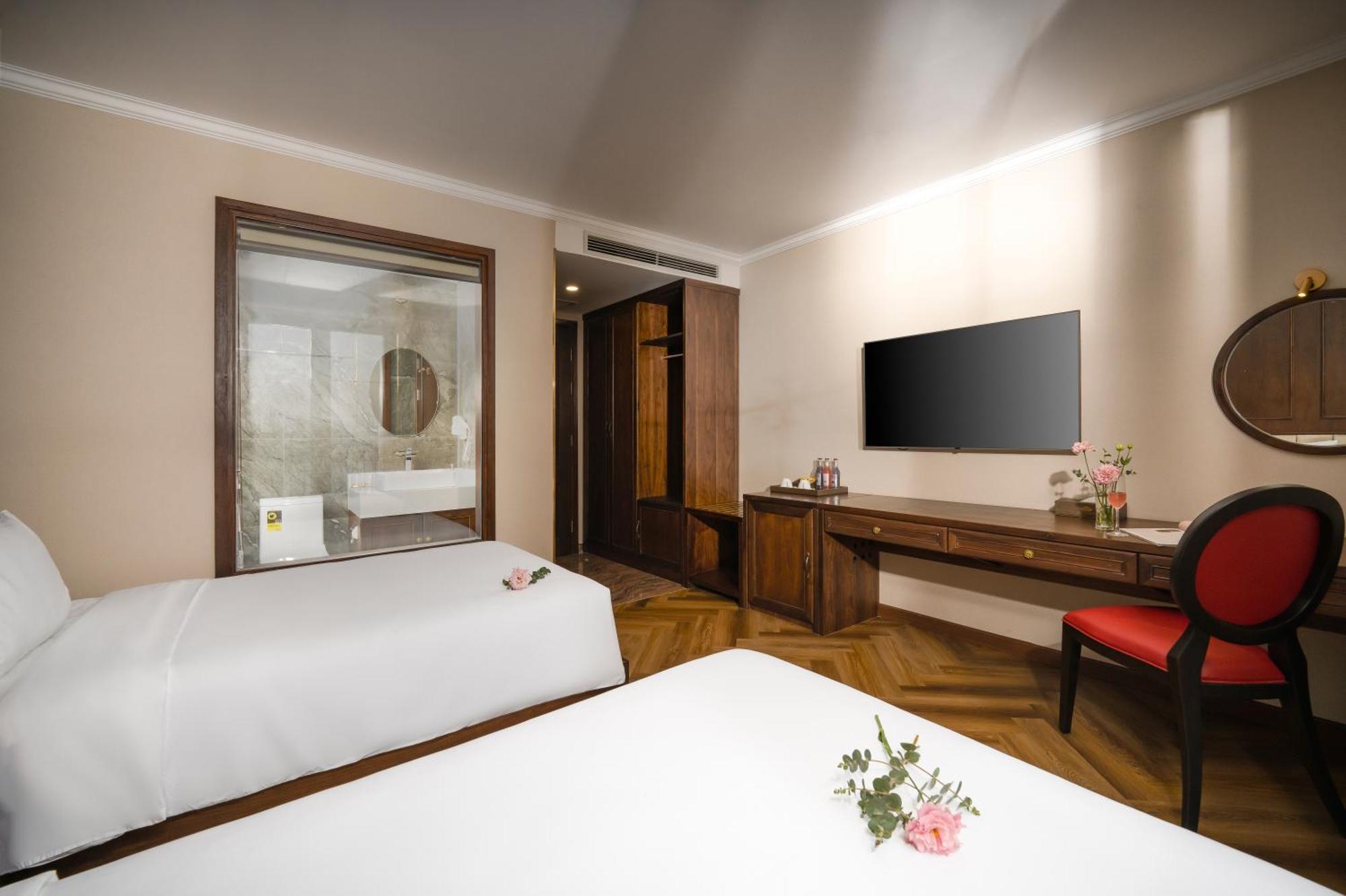Golden Lotus Luxury - Complimentary Daily Afternoon Tea Hotel 4*