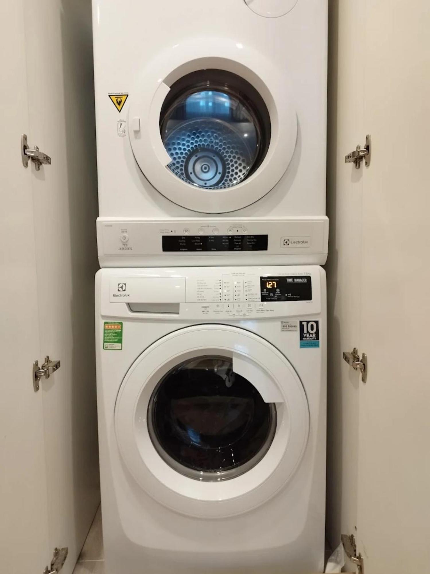 Luxury 2 Bedroom At Altara Apartment *