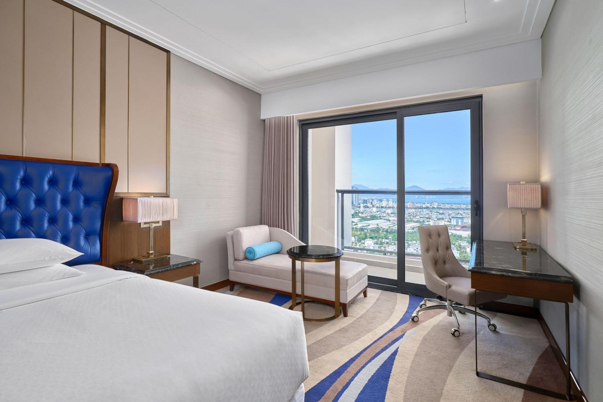 Four Points By Sheraton Khách sạn Đà Nẵng