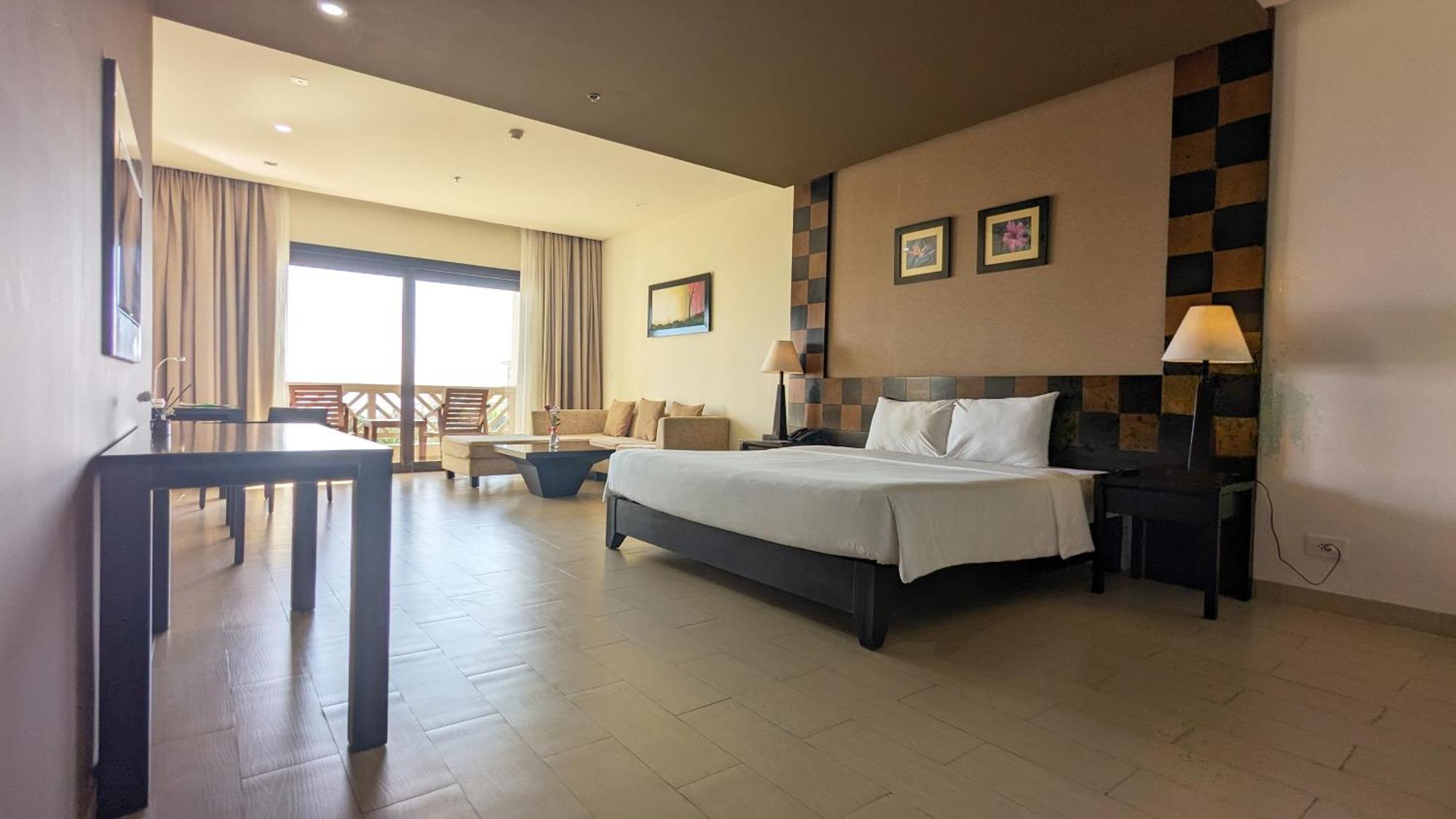 Olalani & Condotel Resort 5*