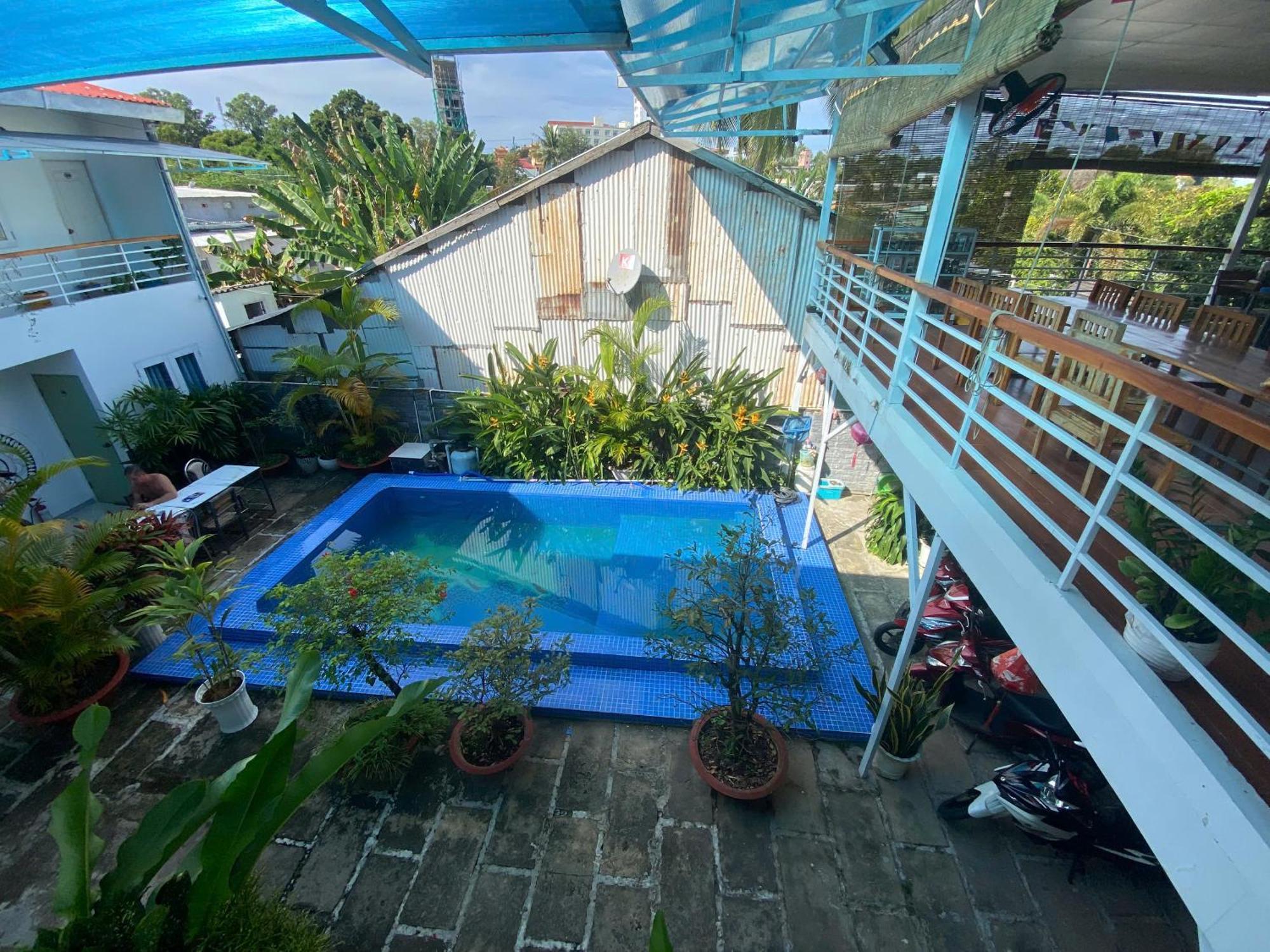 Orchid Guest house 2*