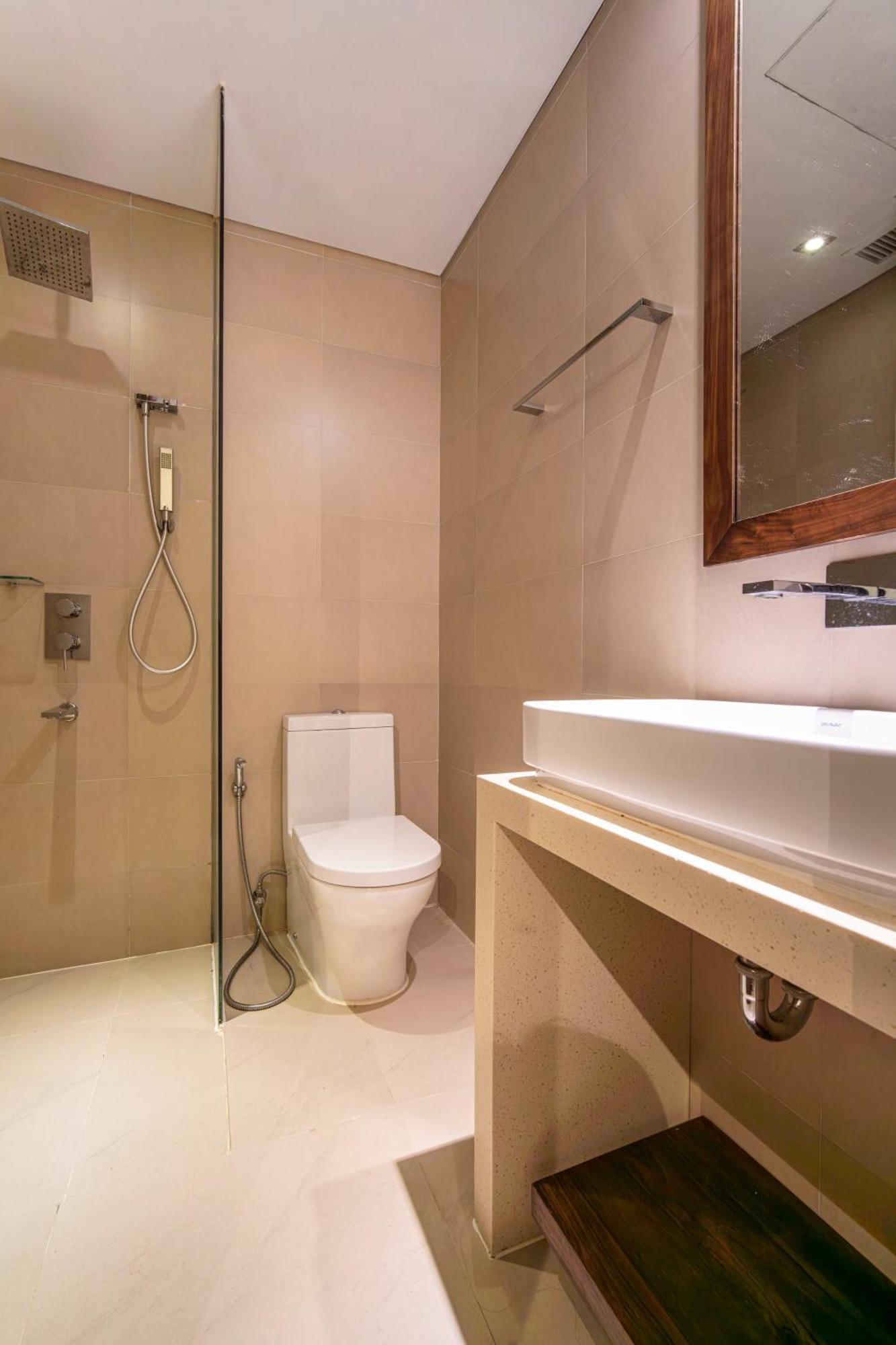 2 Bed By Ala Carte Da Nang-my Khe Beach,balcony Sea View,rooftop Pool, Pickup Airport *