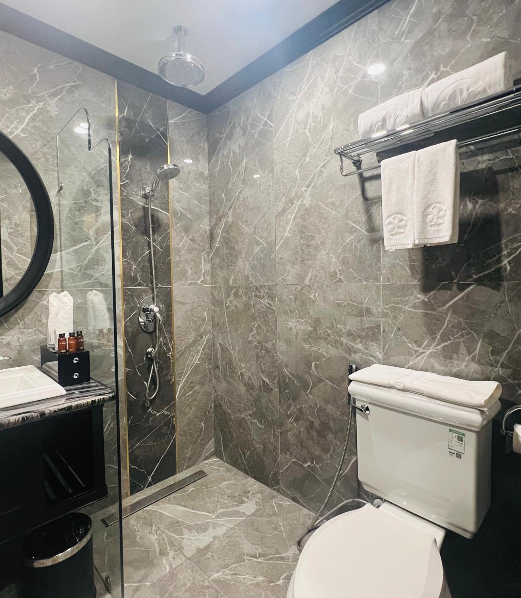 Hotel Du Monde Classic Hanoi